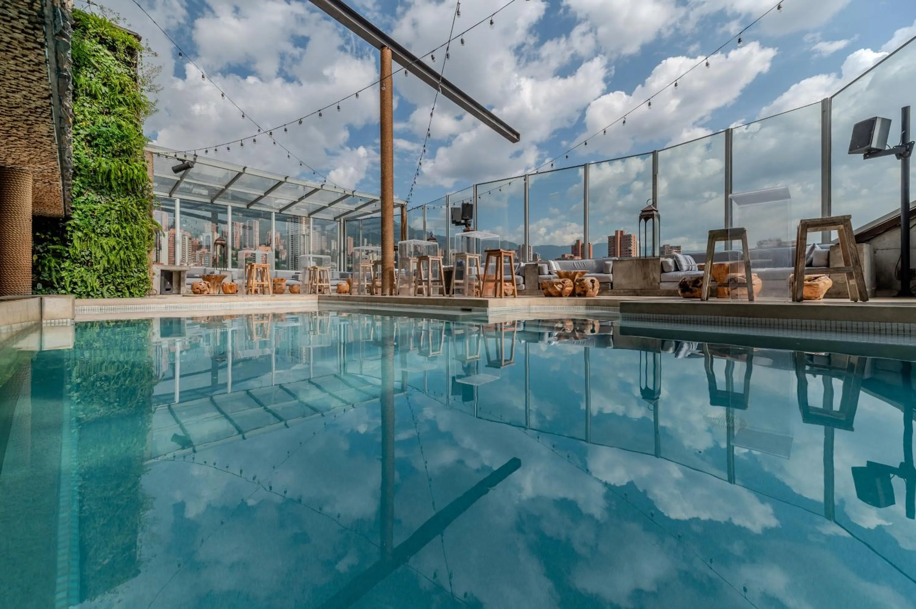 Day in The Charlee Hotel