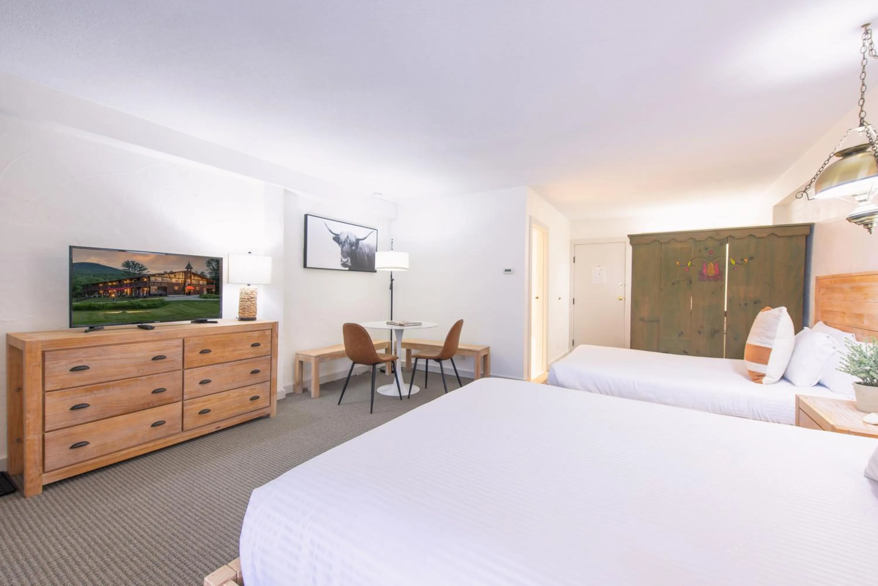 Bed in Innsbruck Inn at Stowe