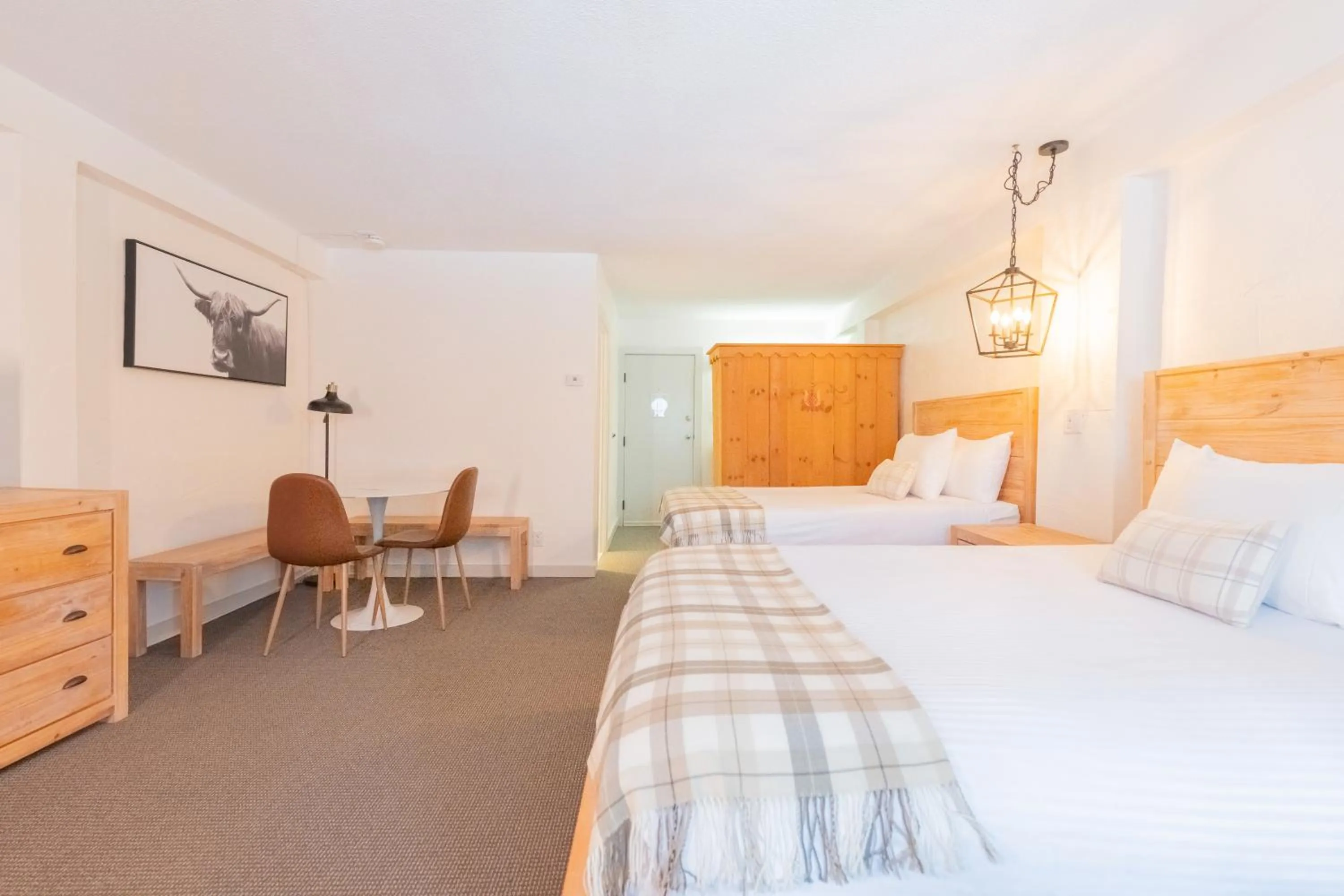 Bed in Innsbruck Inn at Stowe