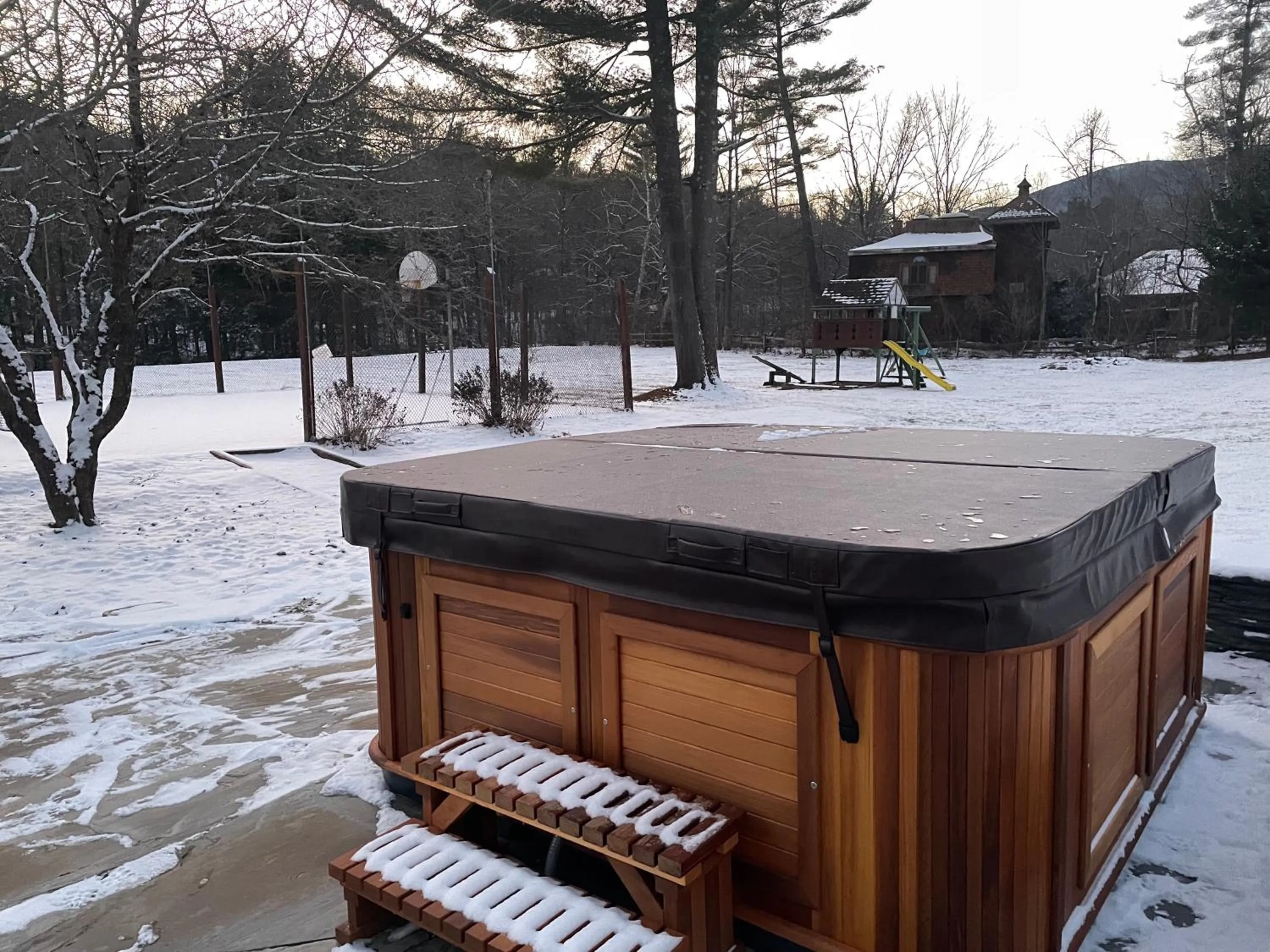 Hot Tub in Innsbruck Inn at Stowe