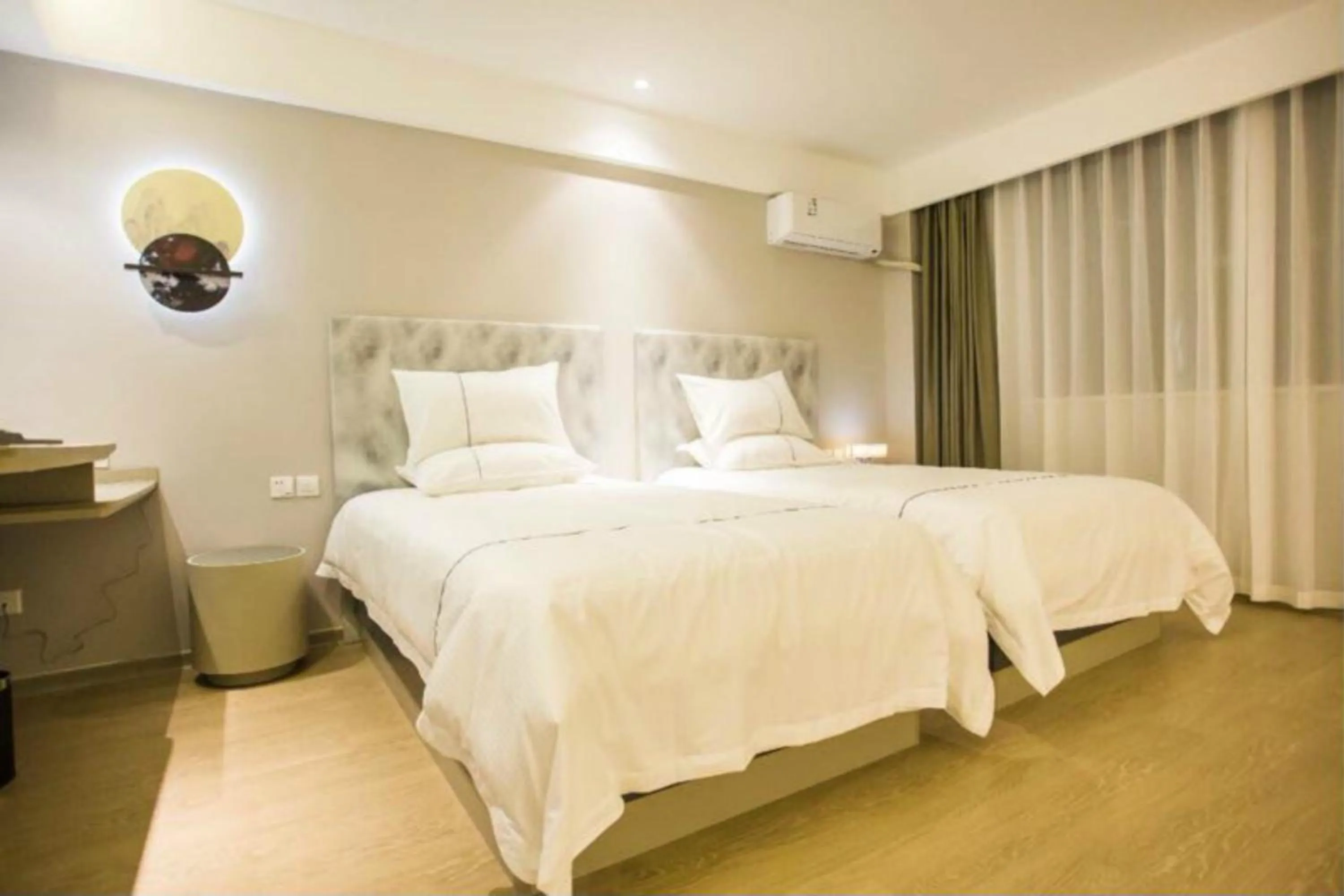 Bed in Magnotel Yangshuo West Street