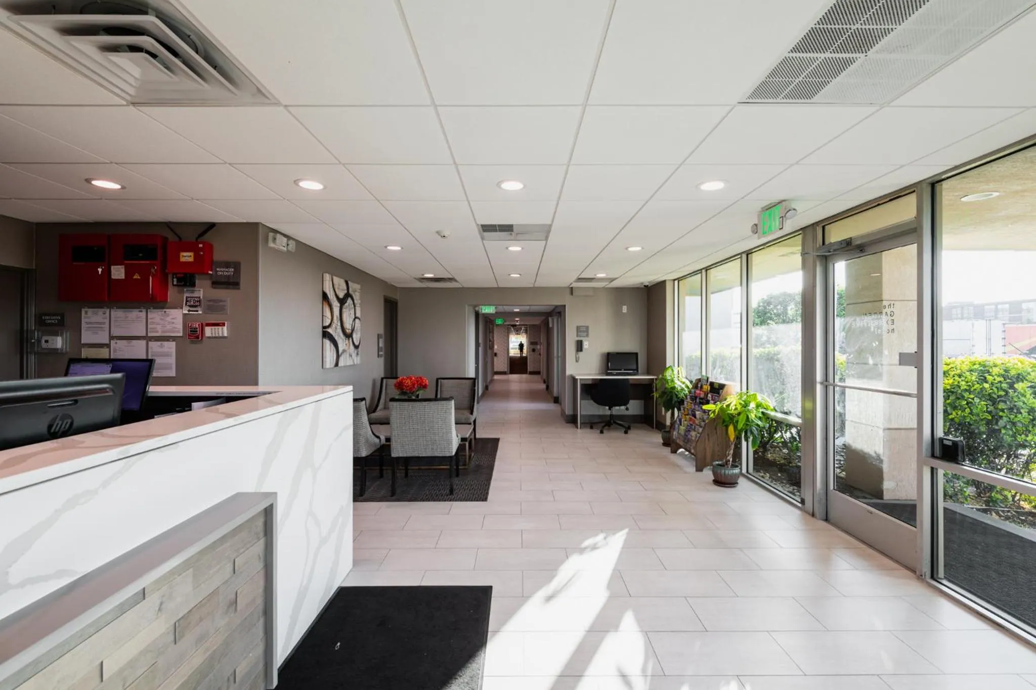 Lobby or reception in Garden Executive Hotel