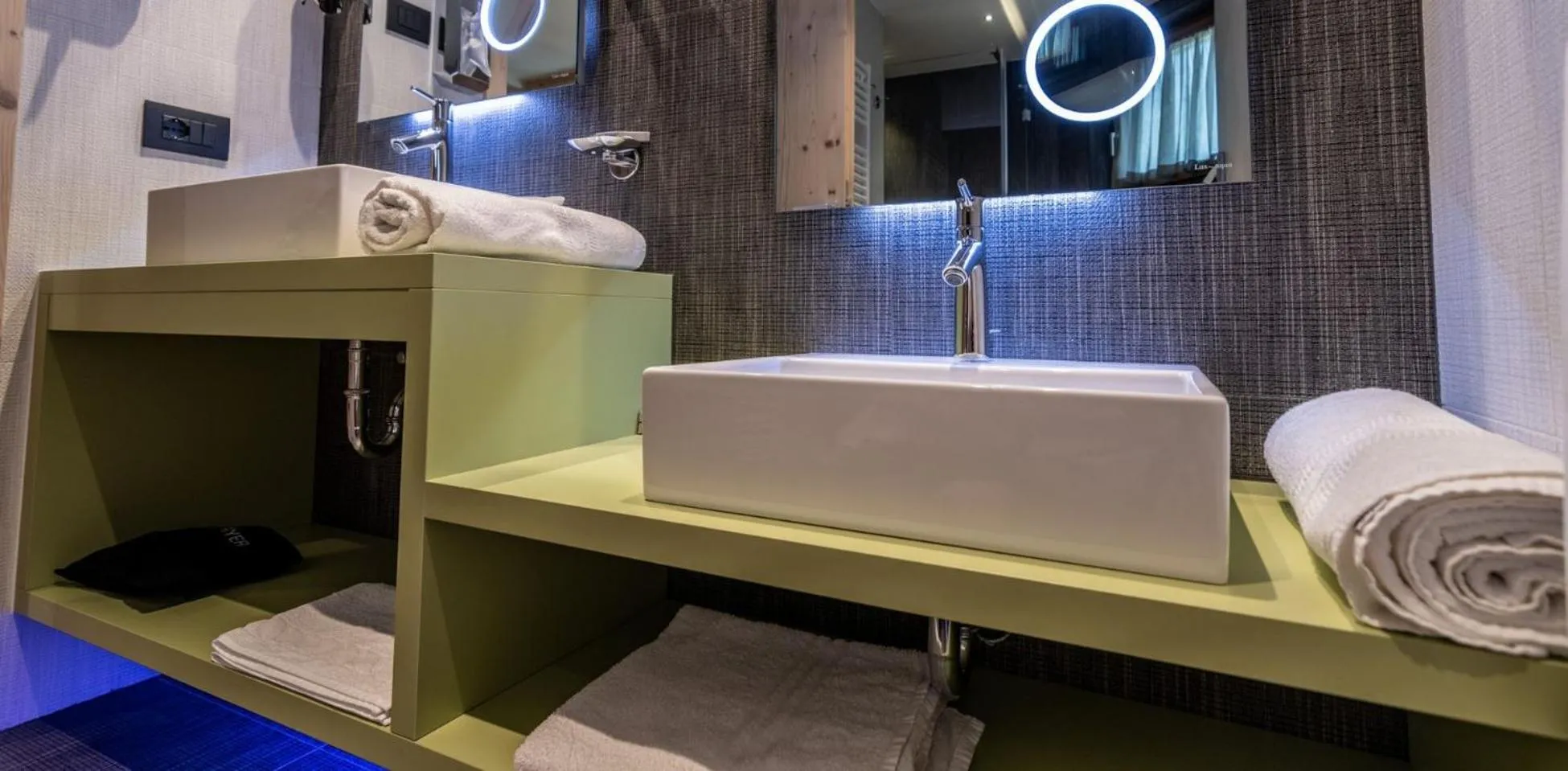 Bathroom in Hotel Val Di Sole