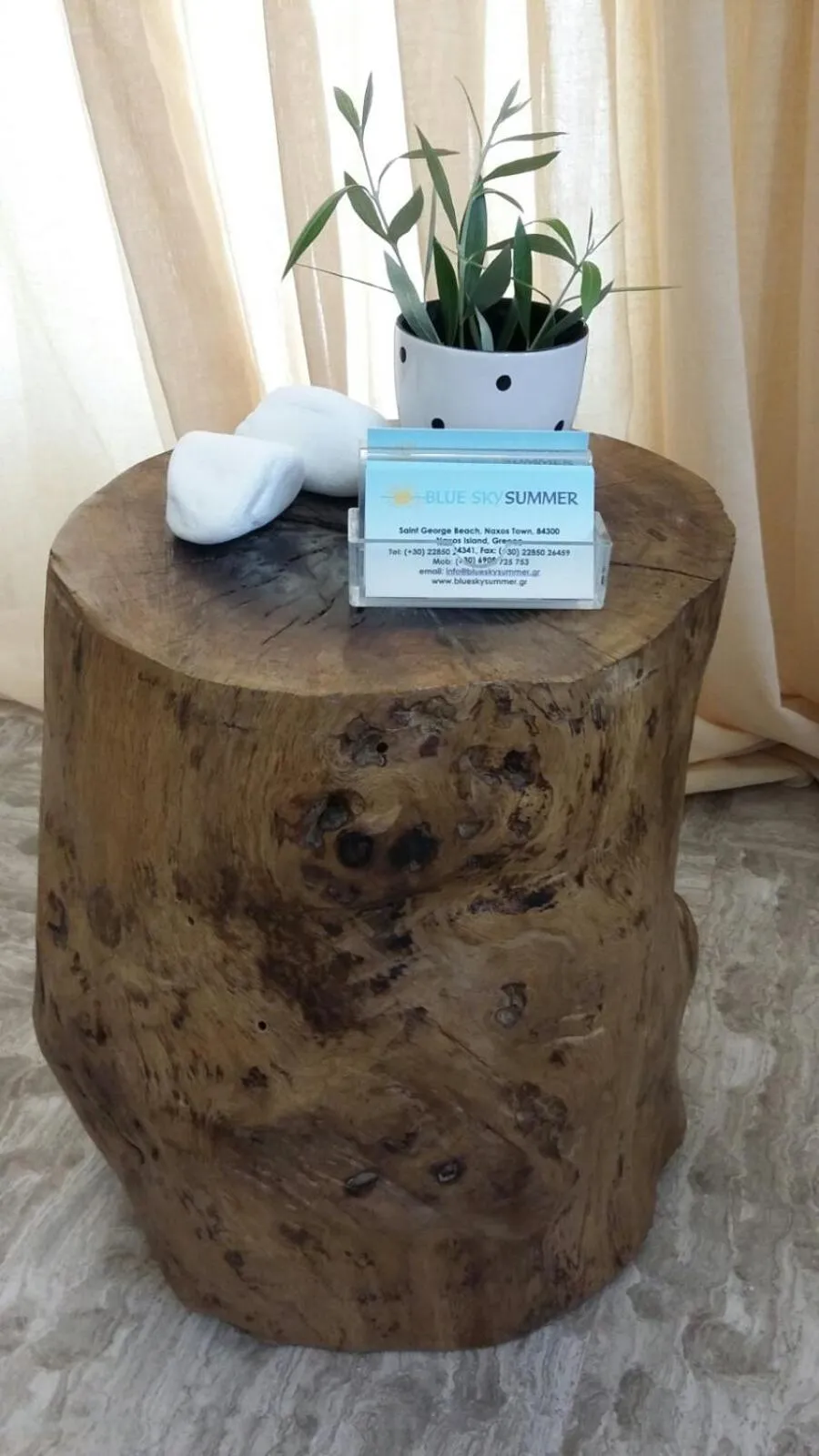 Decorative detail in Blue Sky Summer