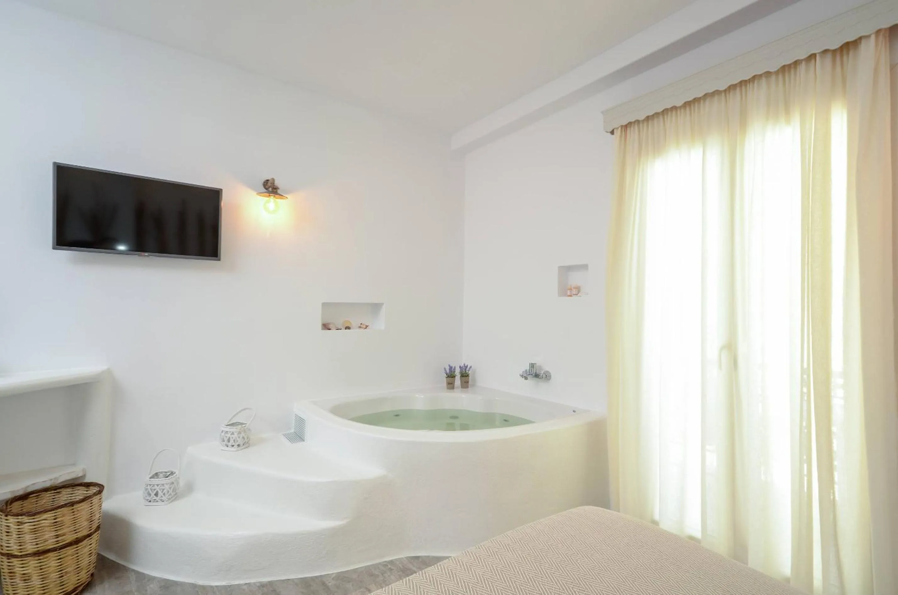 Hot Tub in Blue Sky Summer