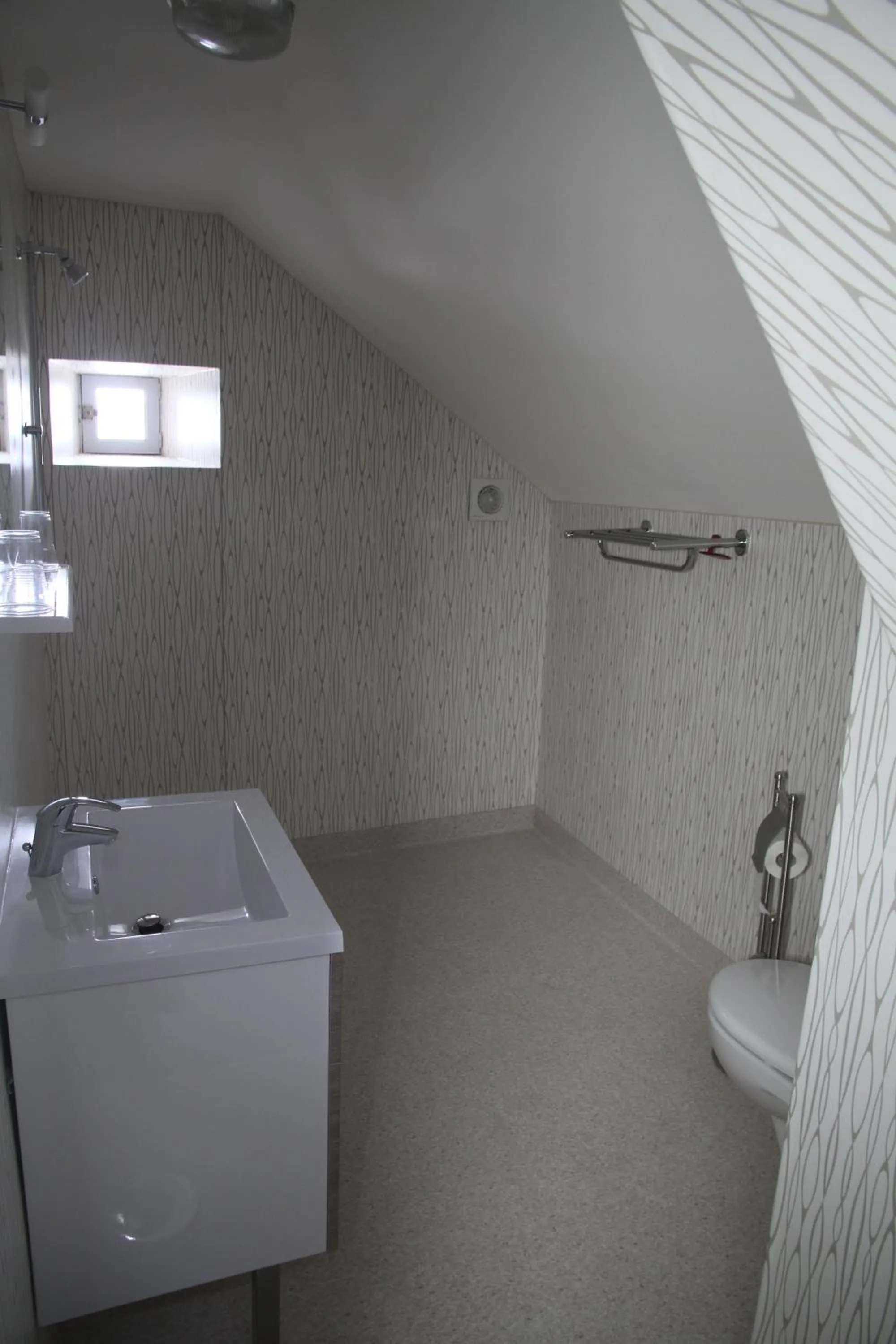 Bathroom in Auberge Saint Jacques