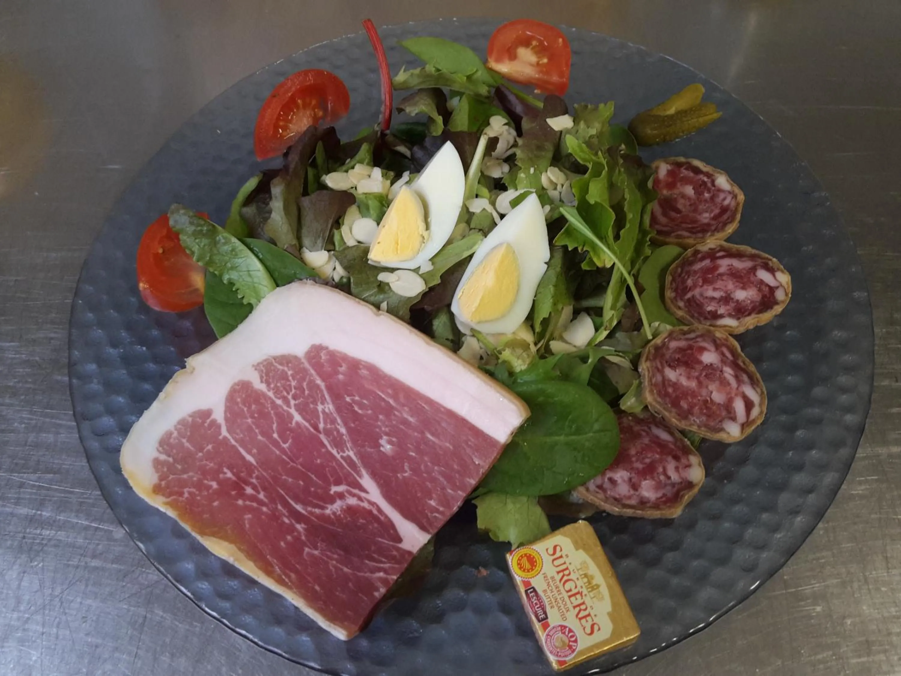 Food and drinks in Auberge Saint Jacques