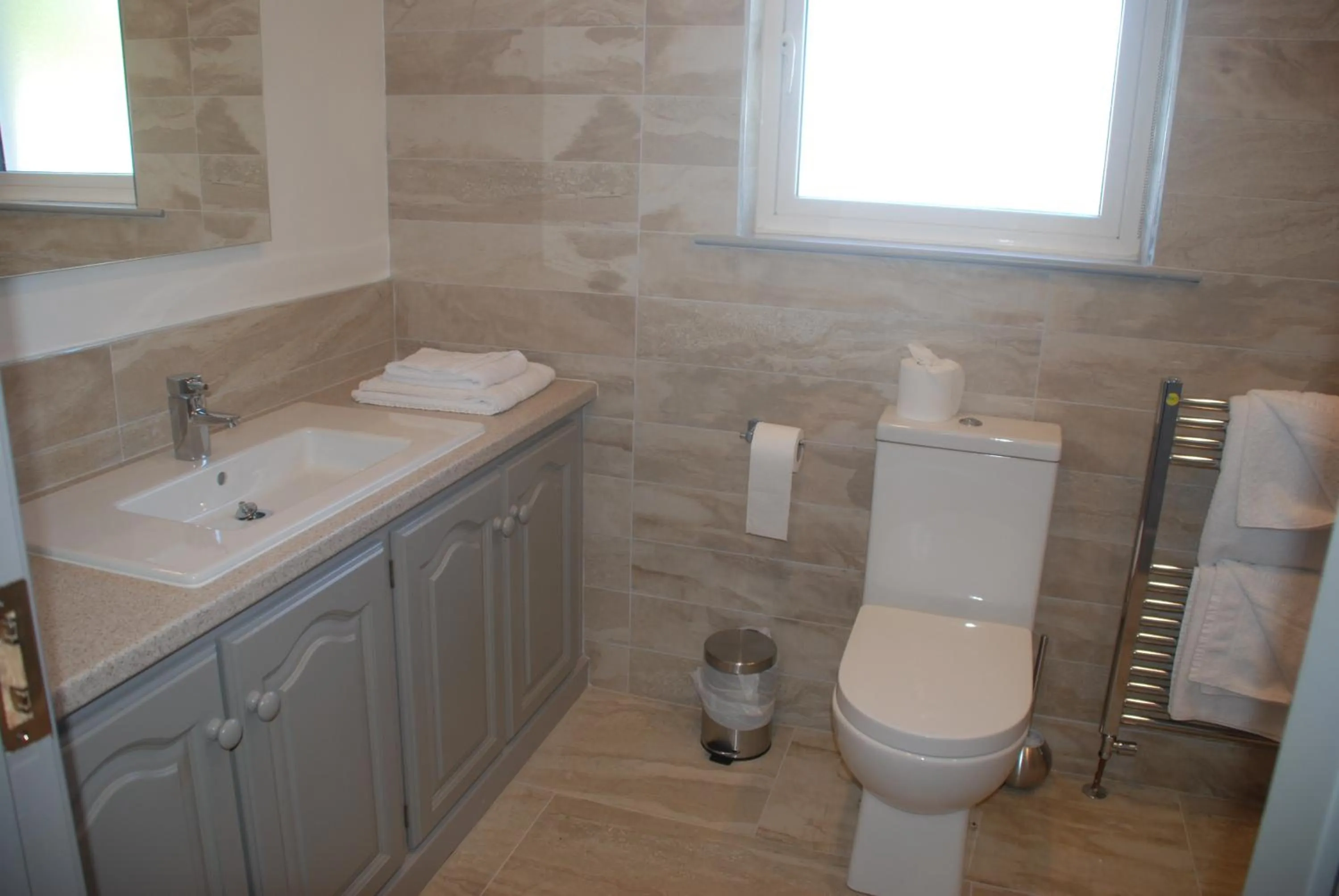 Shower in Tuskar House by the Sea