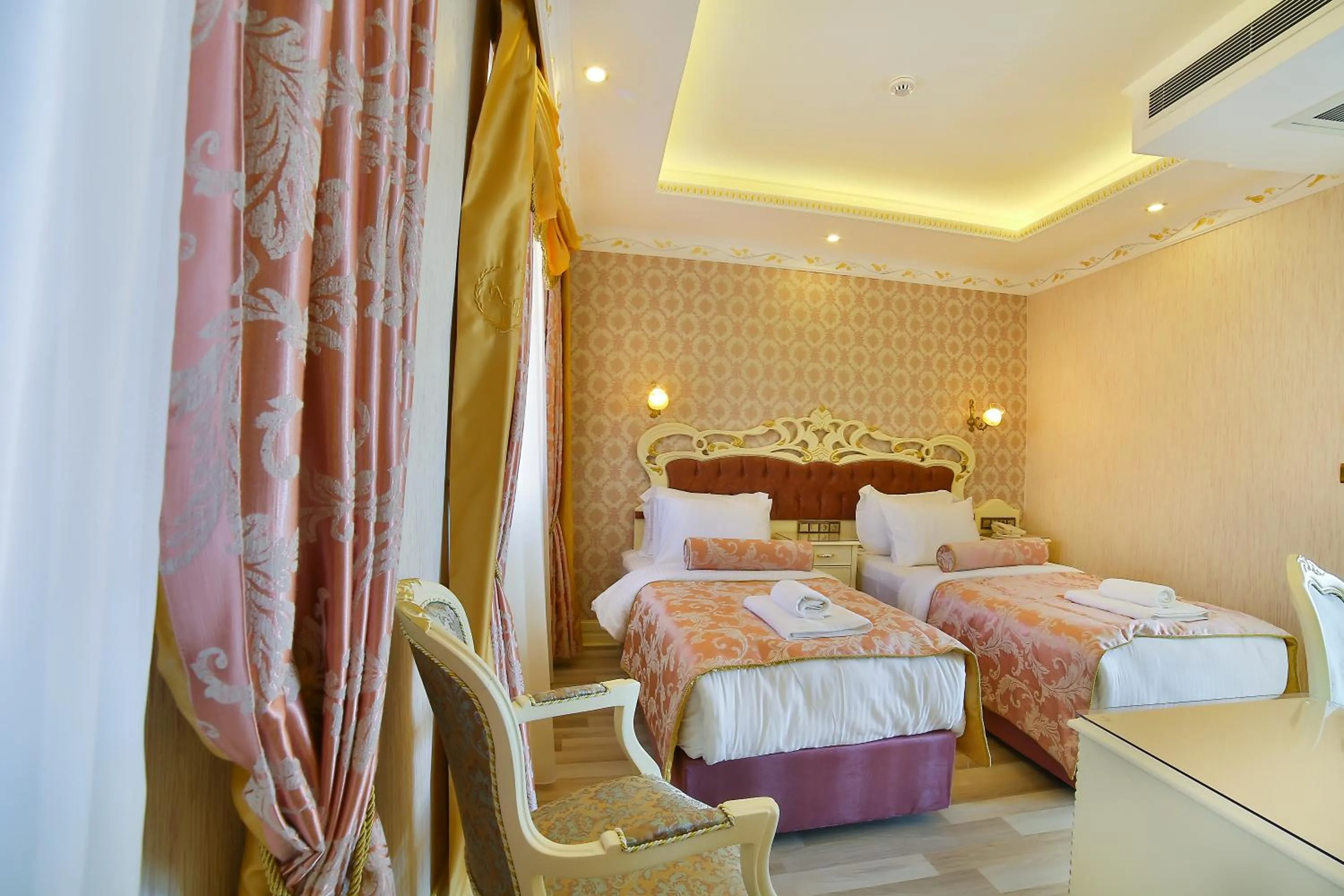 Photo of the whole room, Bed in Nayla Palace Hotel-Special Category