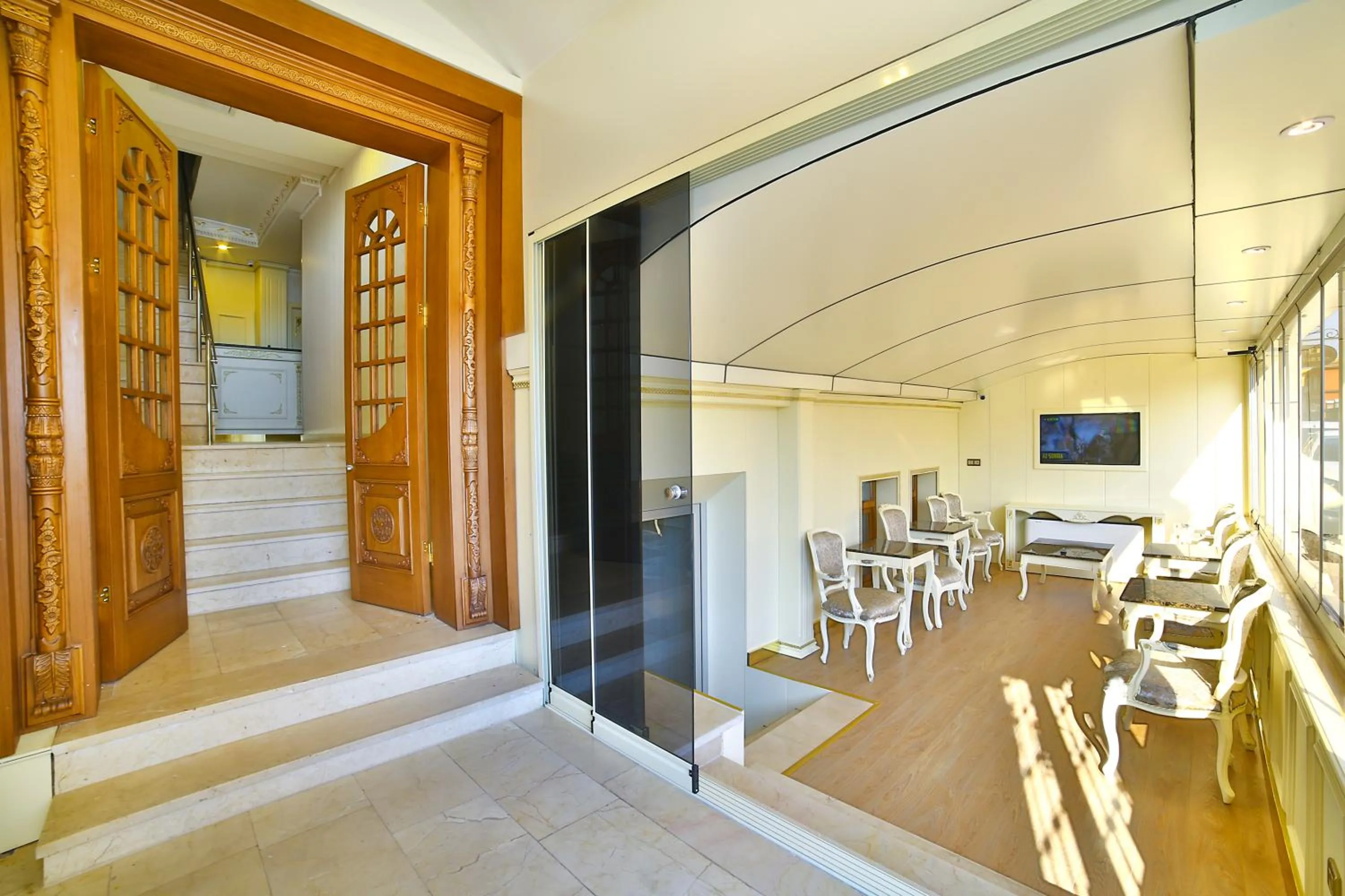 Property building in Nayla Palace Hotel-Special Category