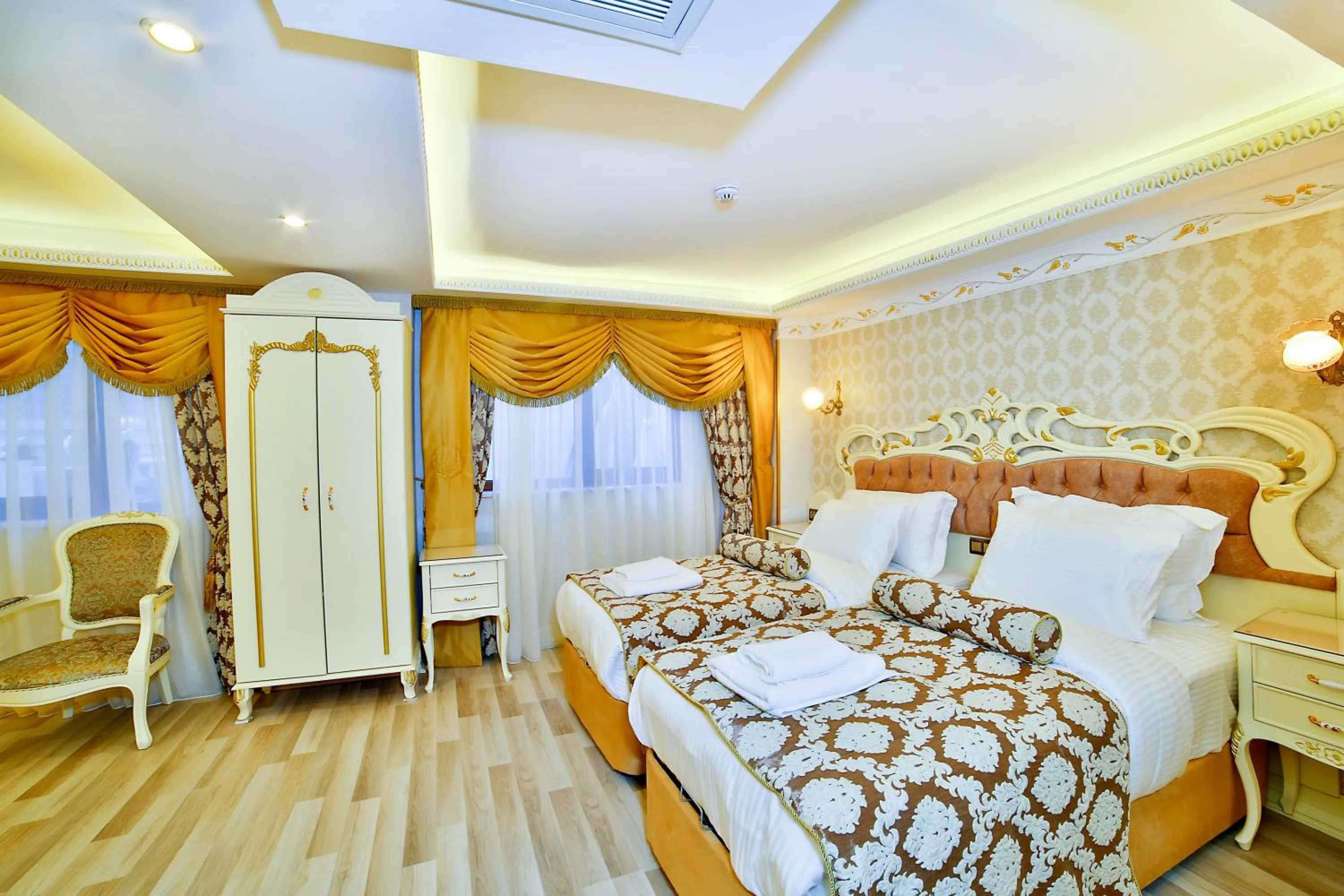 Other, Bed in Nayla Palace Hotel-Special Category