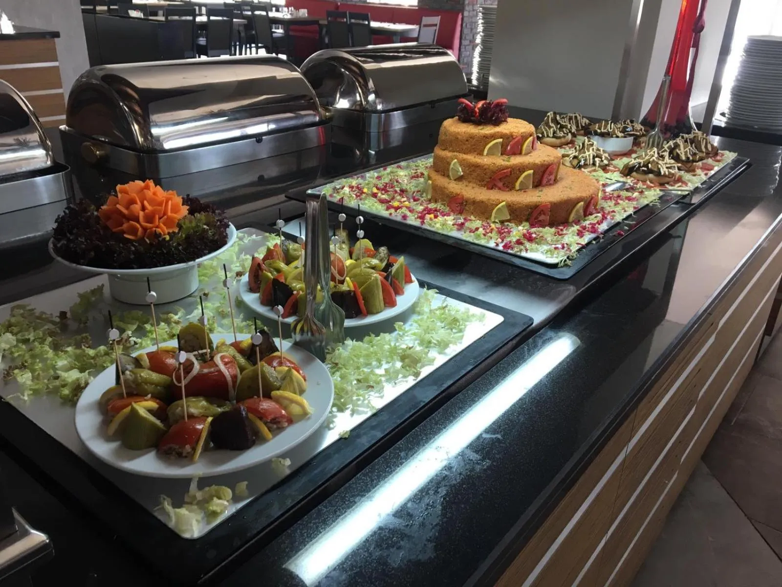 Food and drinks in Carpediem Diamond Hotel