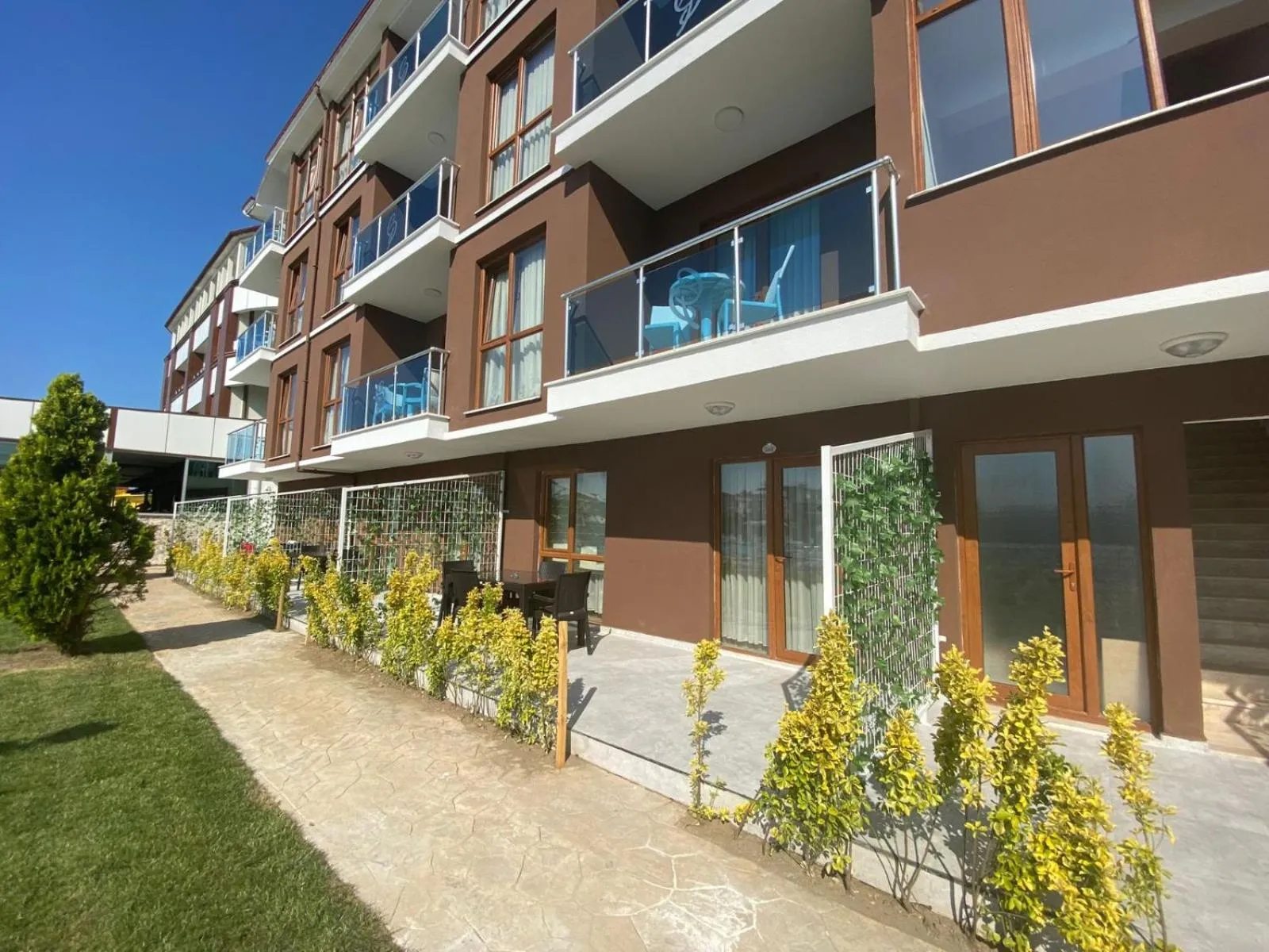 Property building in Carpediem Diamond Hotel