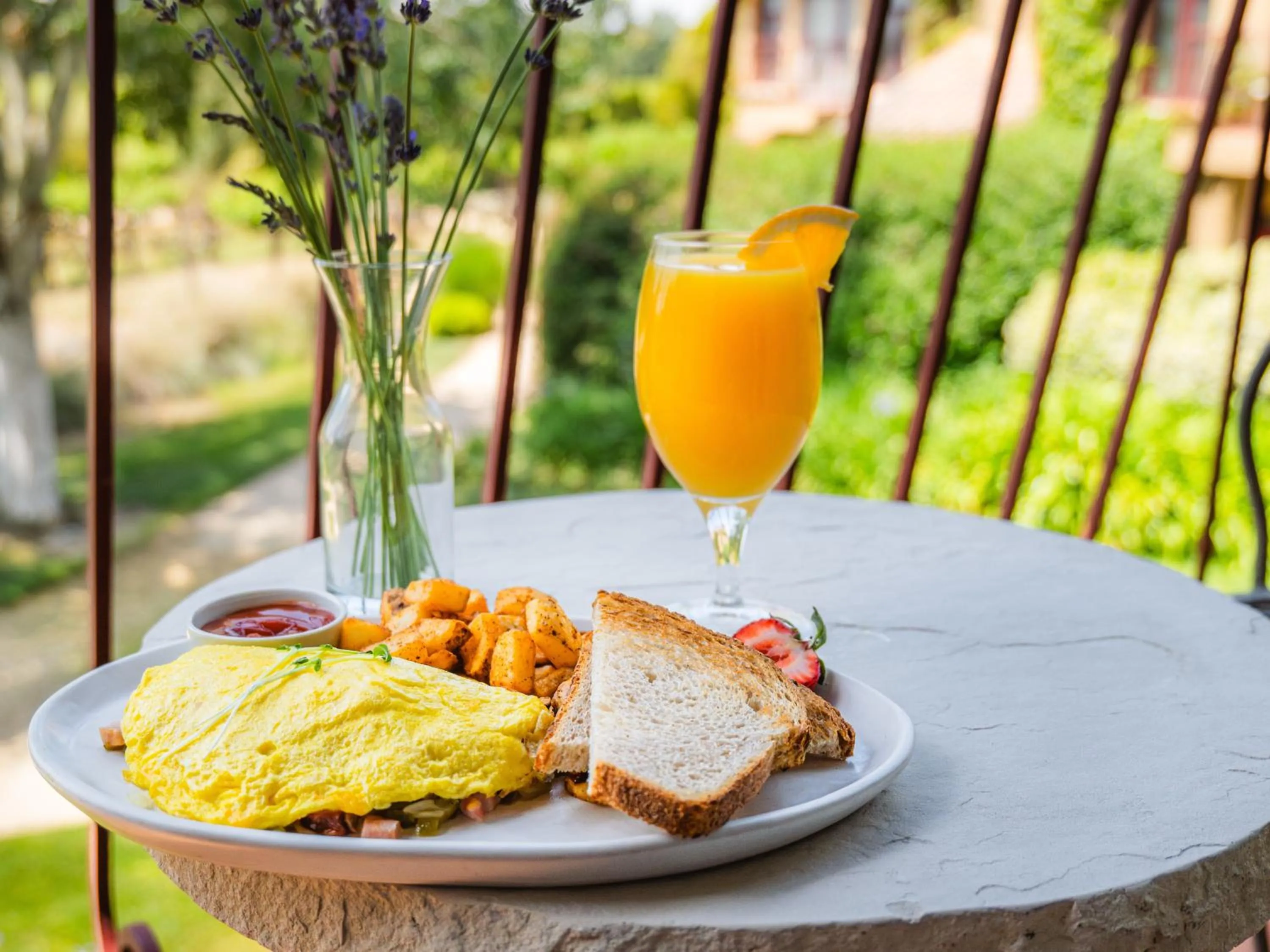 Restaurant/places to eat in Vinarosa Resort & Spa