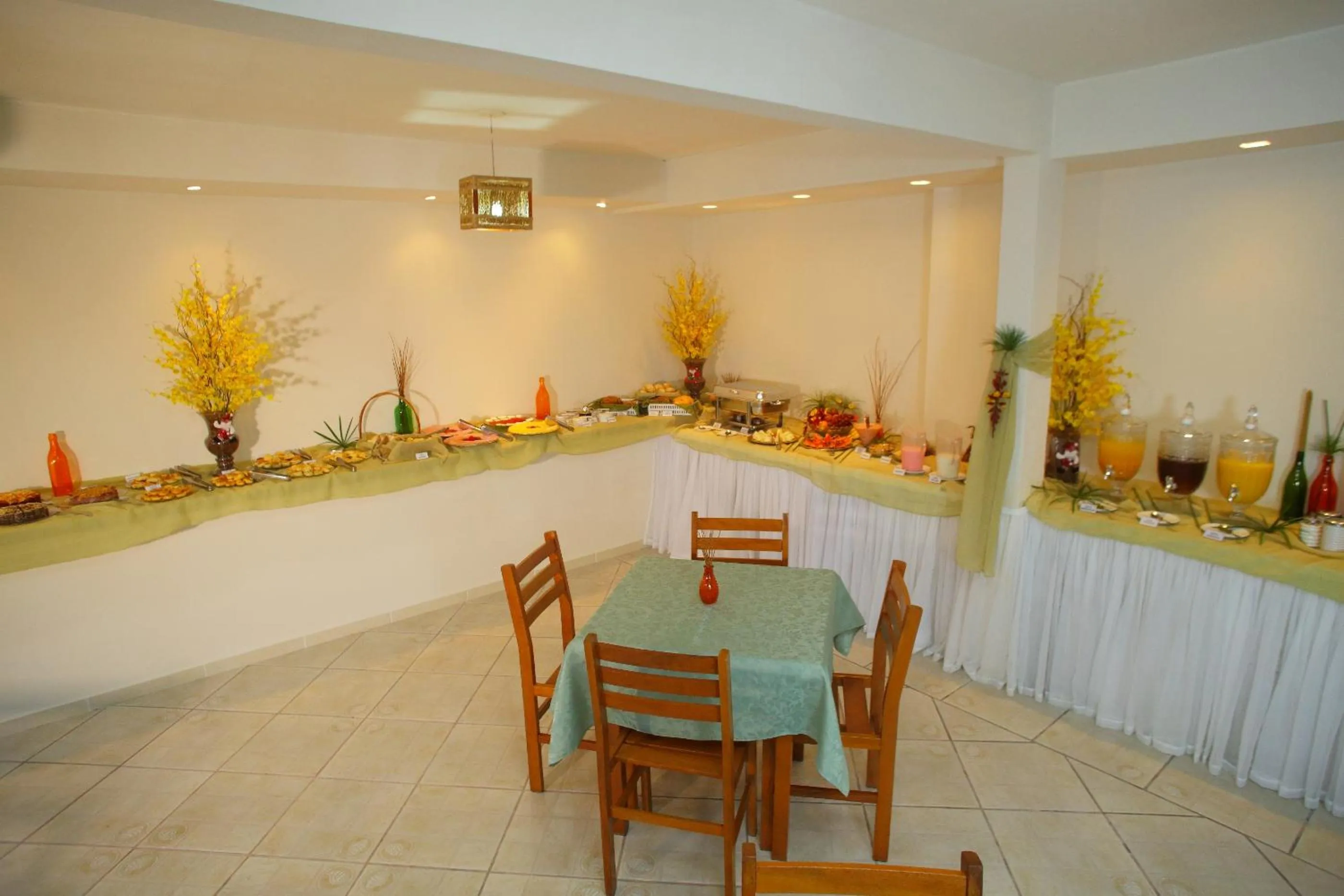 Food and drinks in Pousada Magnus