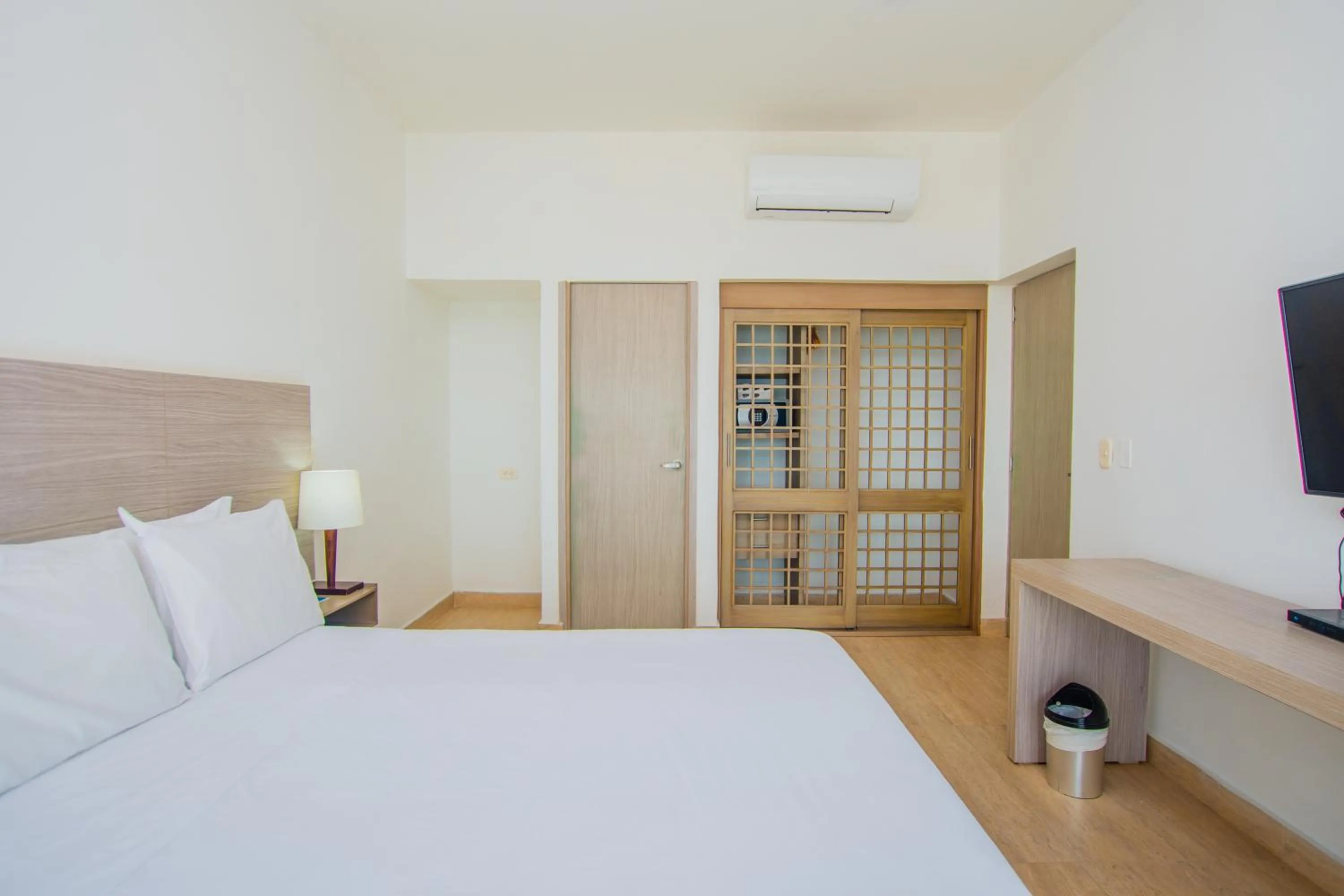 Photo of the whole room, Bed in Tamaca Beach Resort