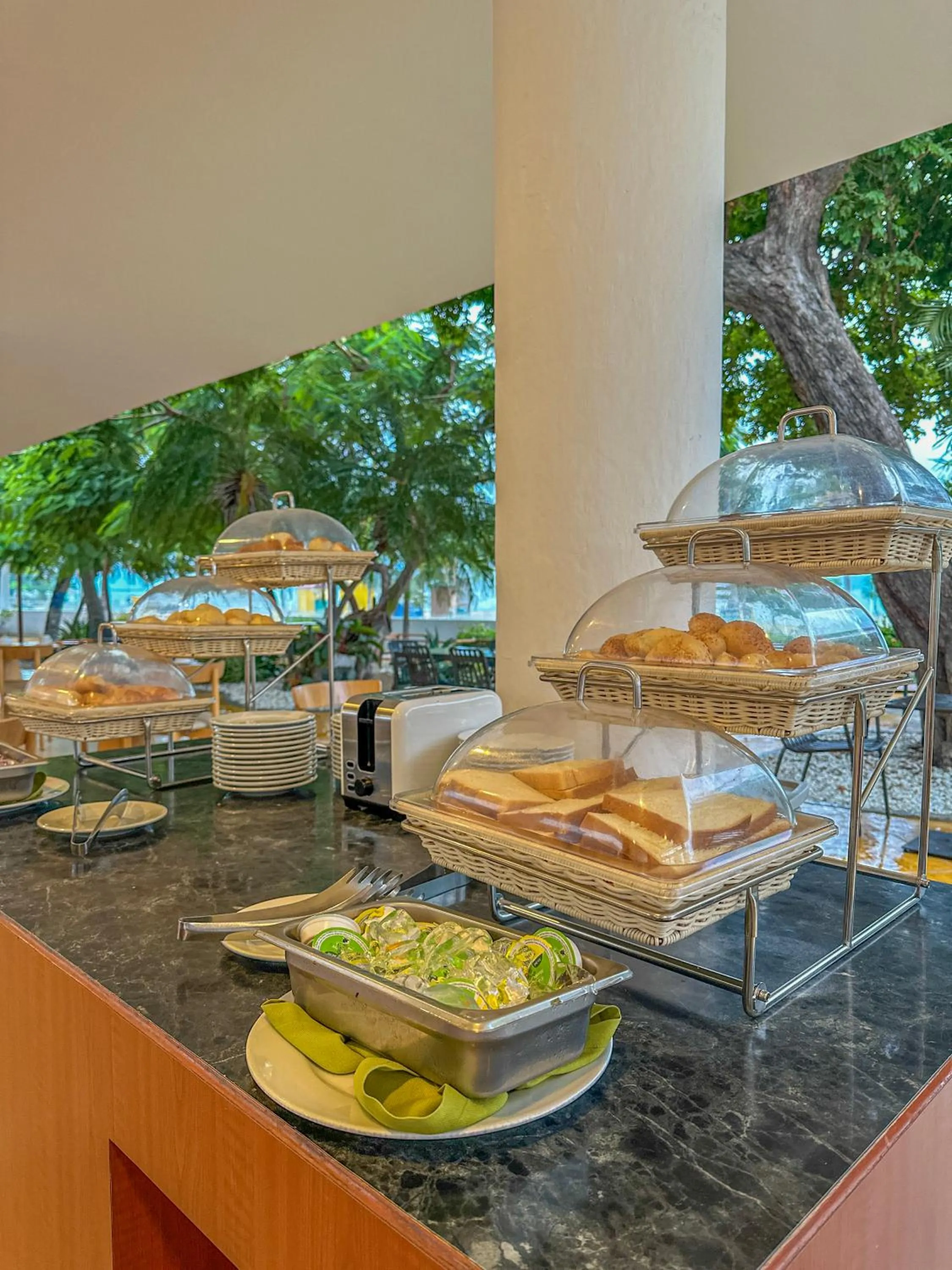 Buffet breakfast in Tamaca Beach Resort