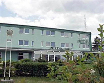 Facade/entrance in Hotel Smaragd