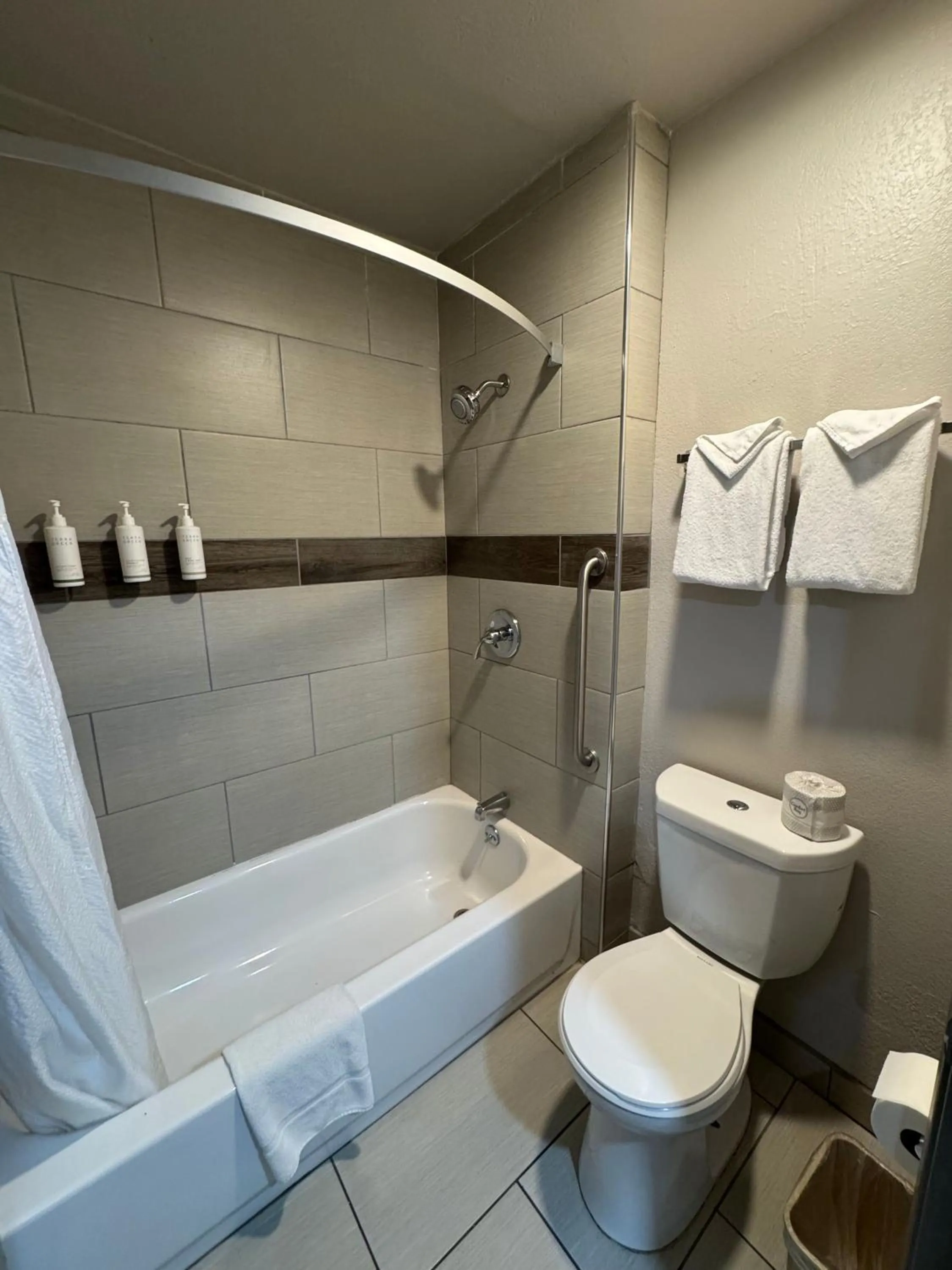 Shower in Days Inn by Wyndham Barstow