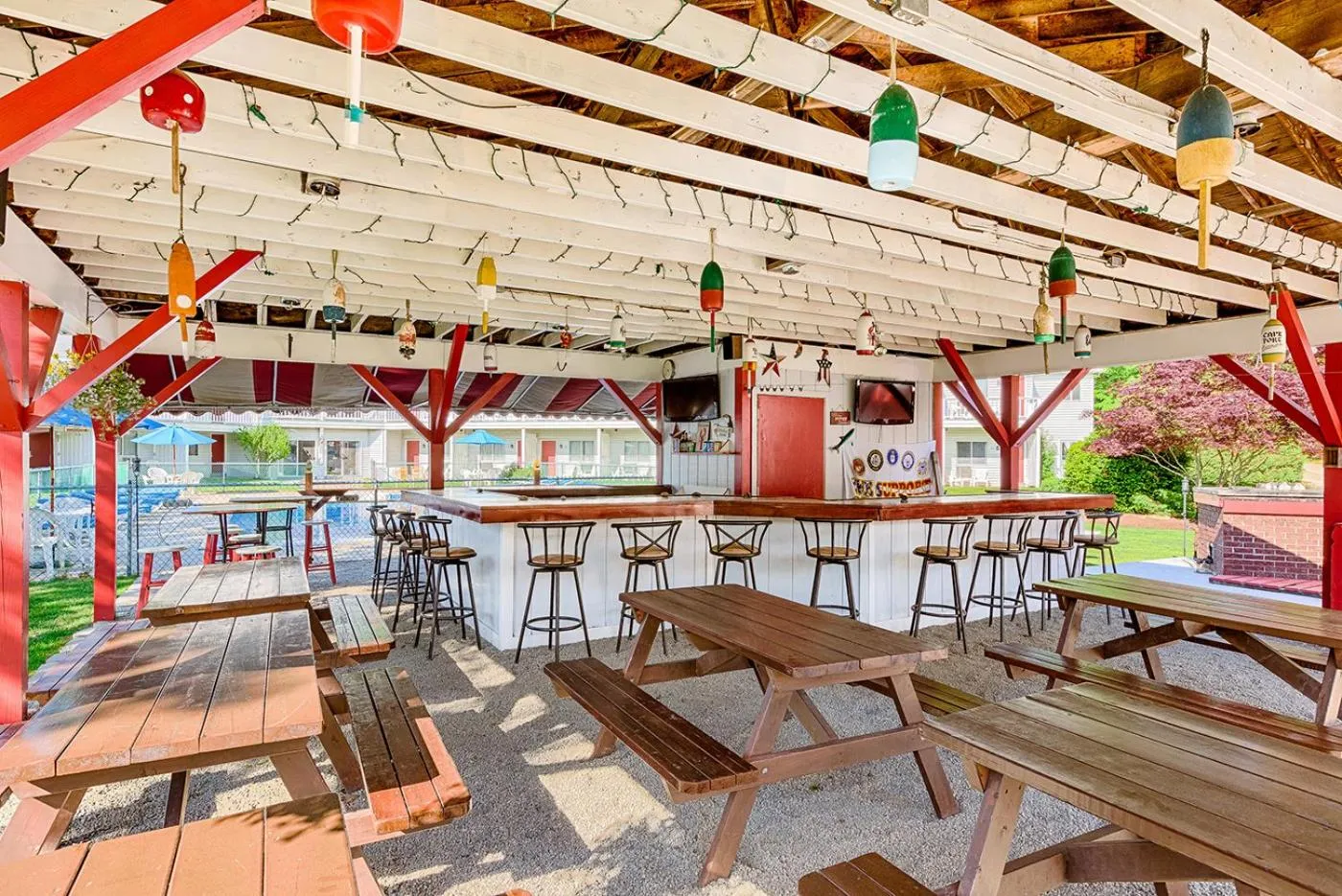 Restaurant/places to eat in Rhumb Line Resort