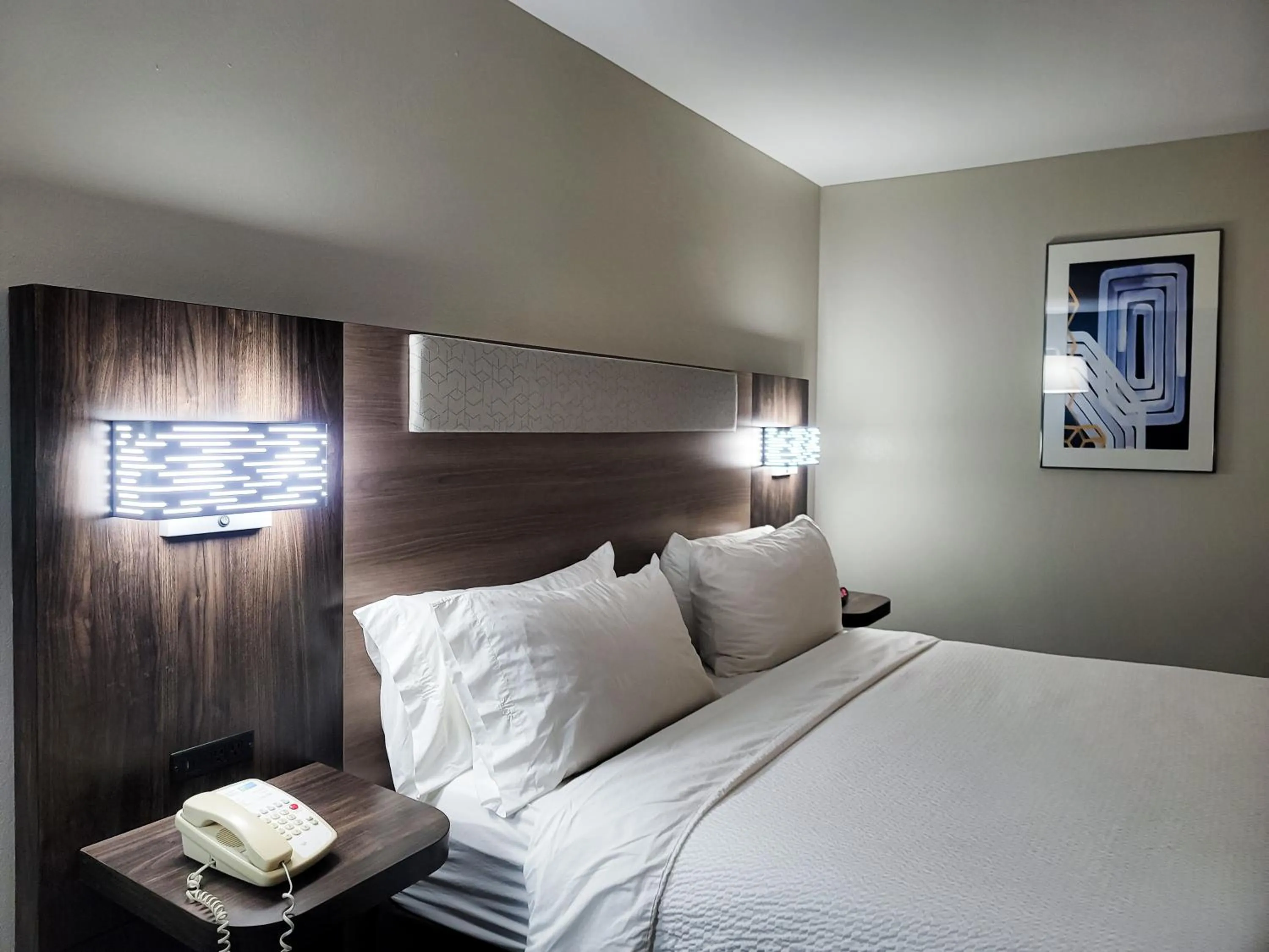 Bed in Holiday Inn Express Enid-Highway 412 by IHG