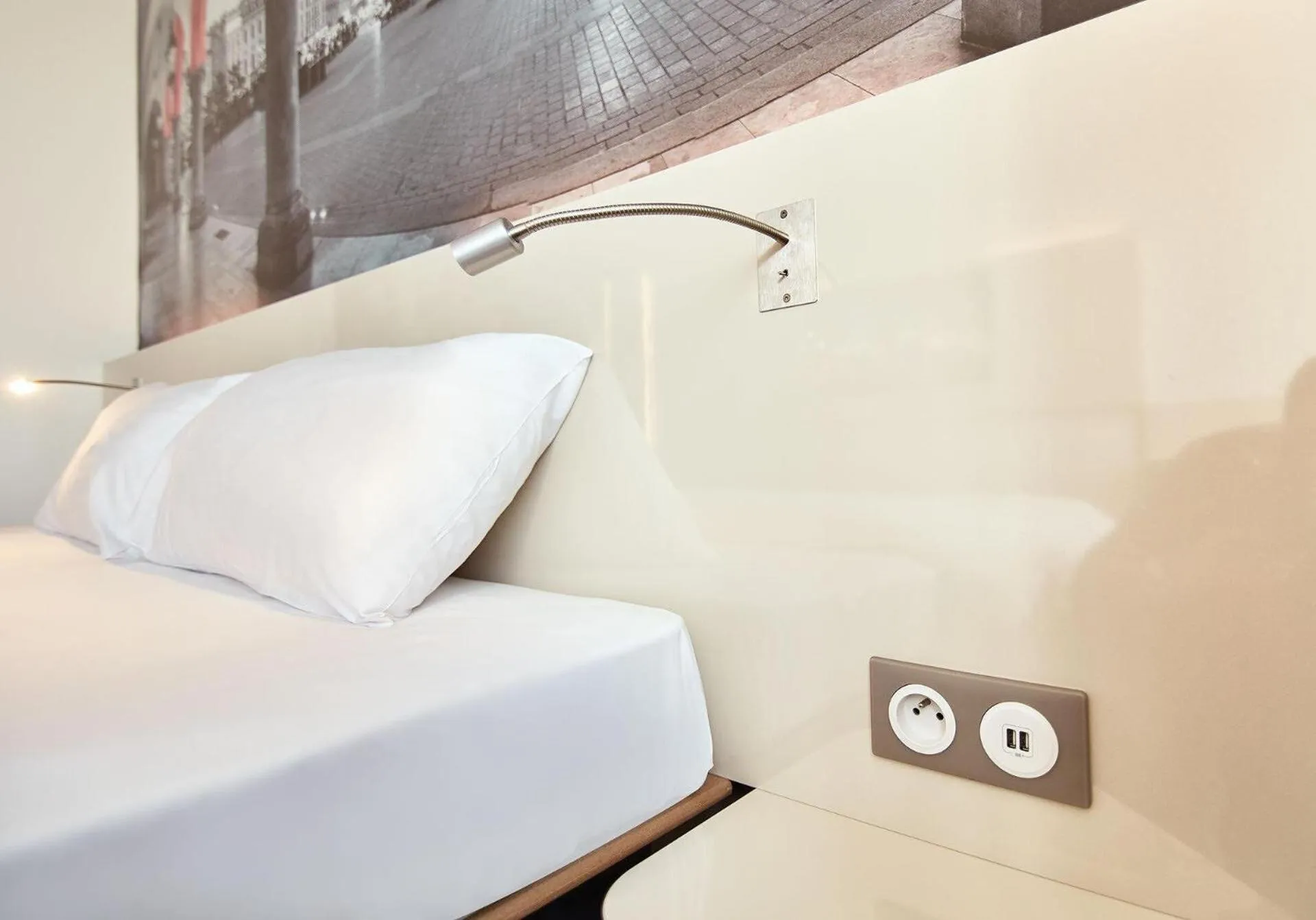 Photo of the whole room, Bed in B&B HOTEL Krakow Centrum