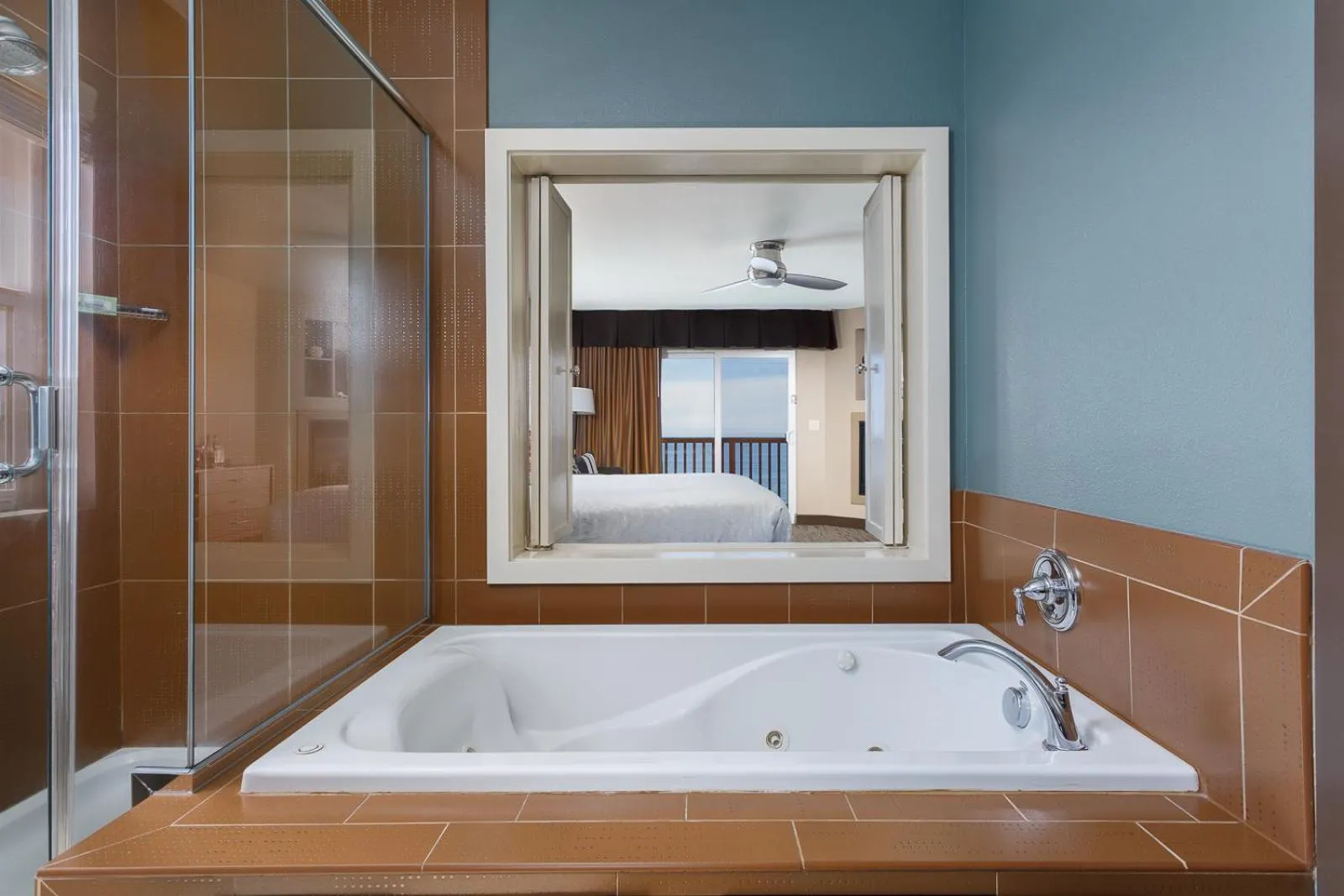 Bathroom in The Coho Oceanfront Lodge