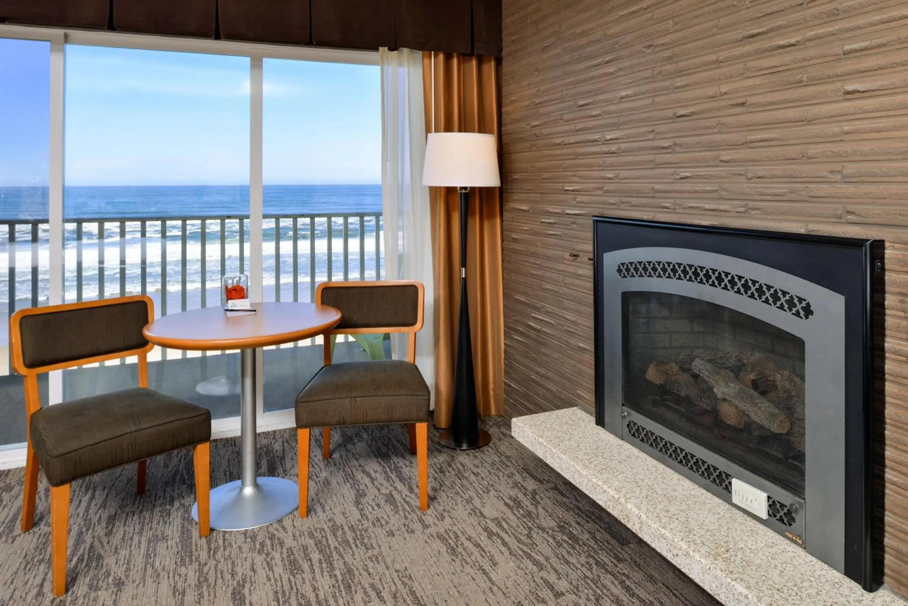 Family Suite with Sea View in The Coho Oceanfront Lodge Family Suite with Sea View in The Coho Oceanfront Lodge