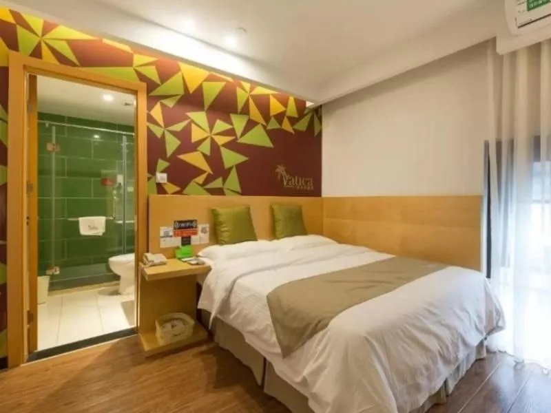 Bed in Vatica Xuzhou High Speed Railway Station Hotel
