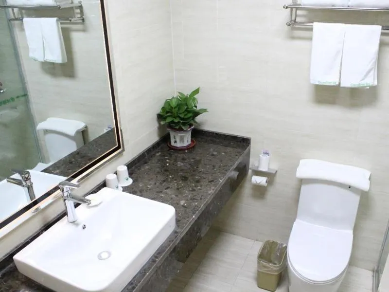 GreenTree Inn Yangzhou Jiangdu Shaobo Town Huaihai Road Express Hotel