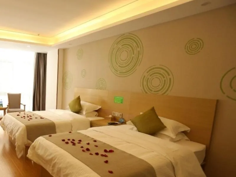 Bed in GreenTree Inn Suzhou Yongqiao District Fuxiao Avenue Hotel