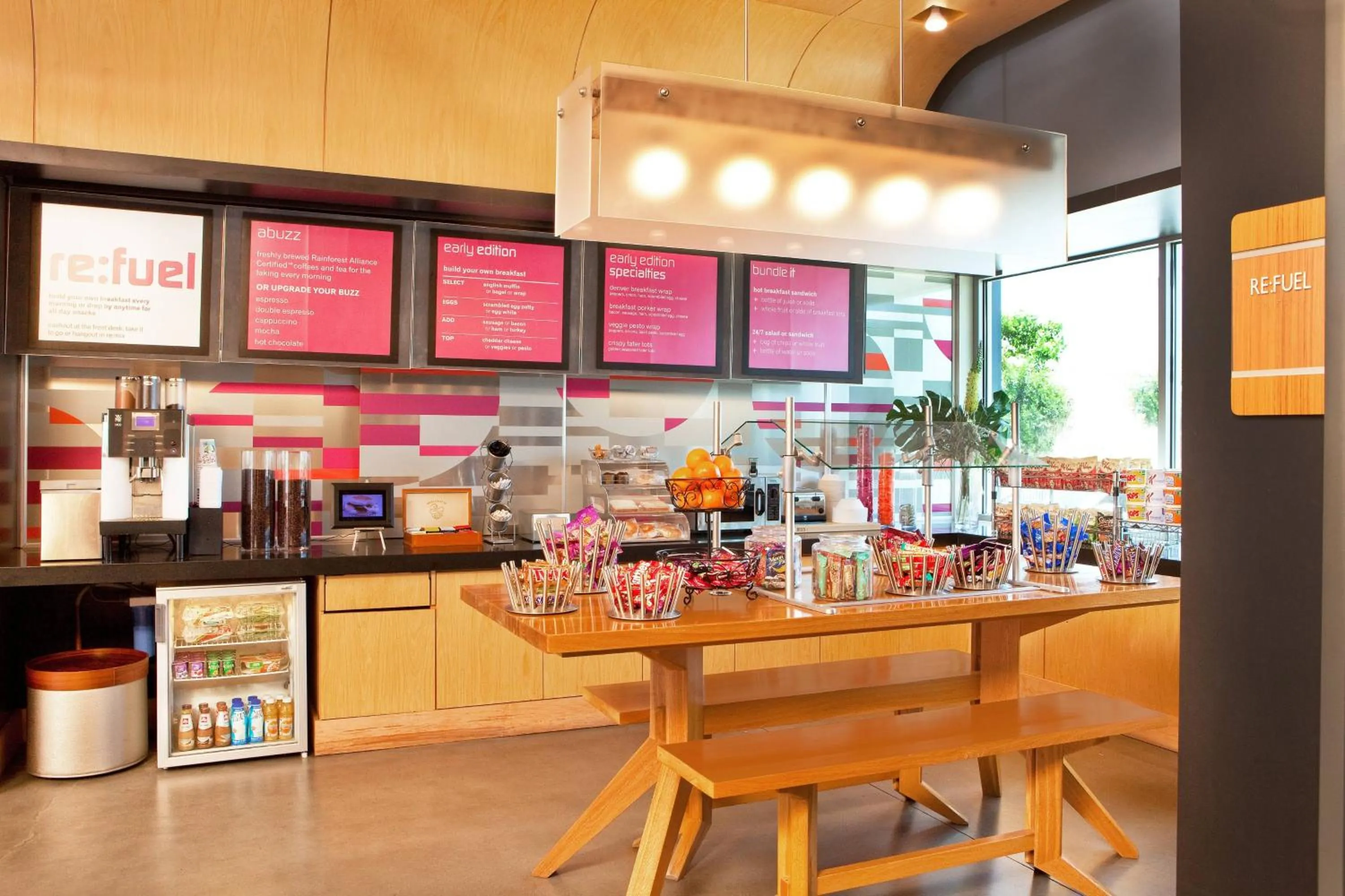 Restaurant/places to eat in Aloft Ontario-Rancho Cucamonga