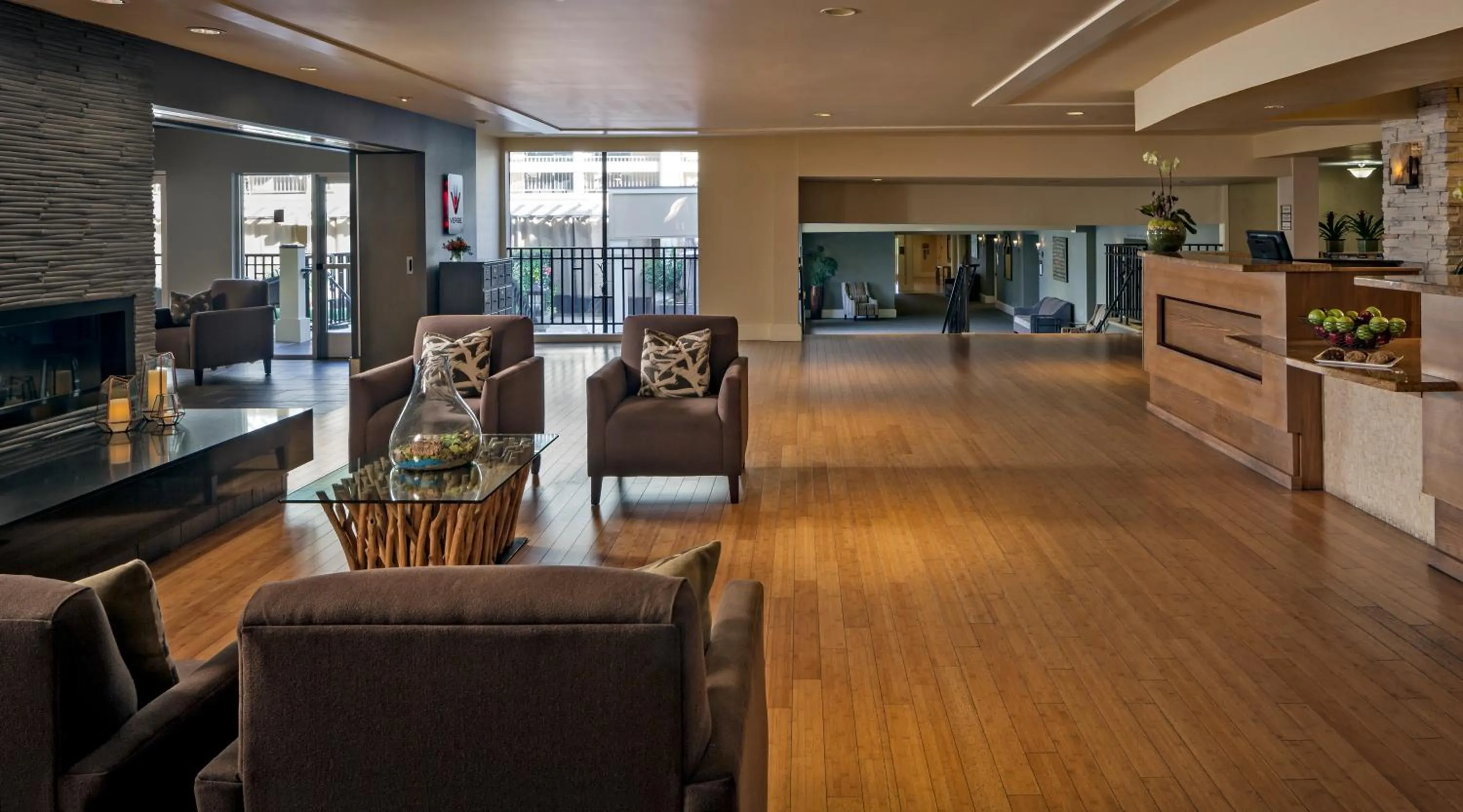 Lobby or reception in Toll House Hotel Los Gatos