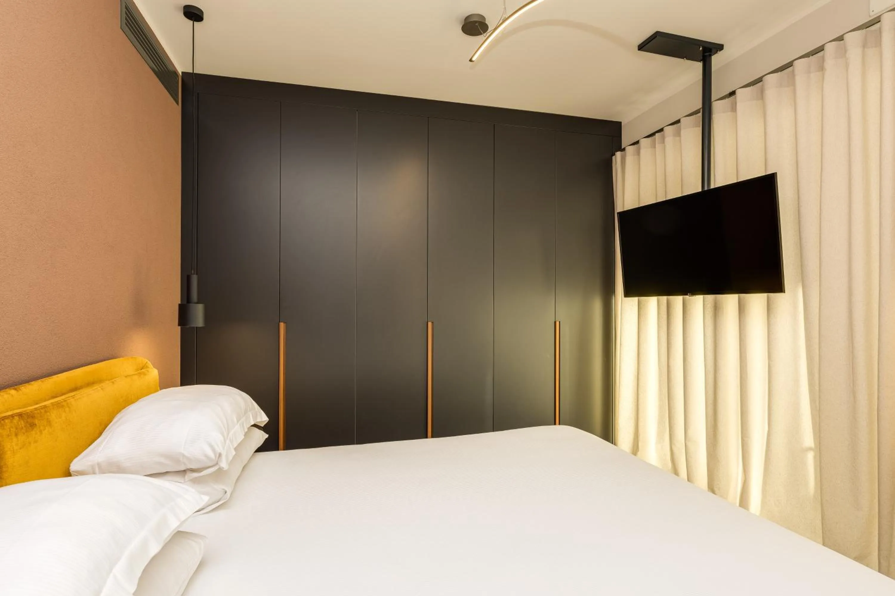 Bedroom, Bed in Gasometer Urban Suites