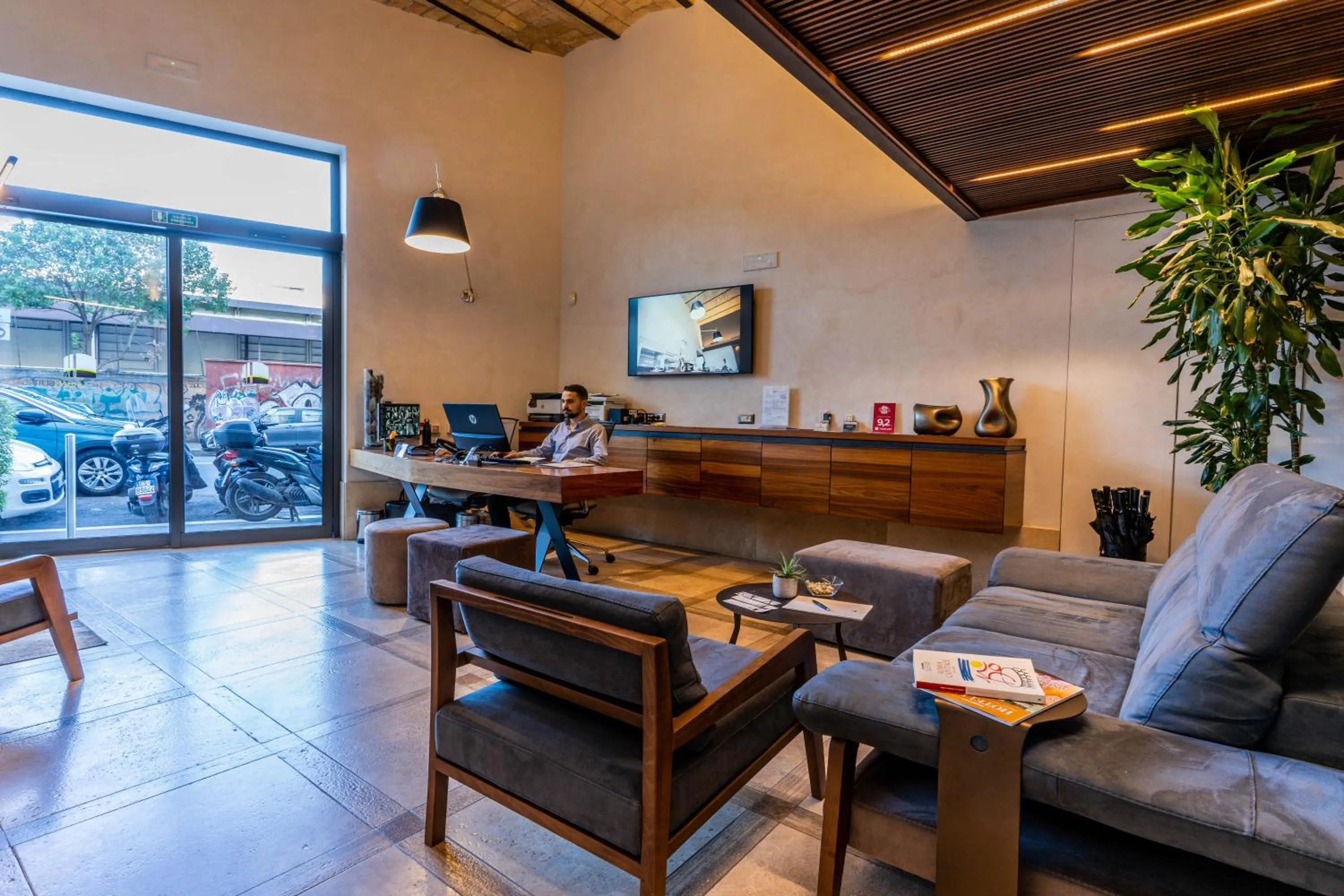 Lobby or reception in Gasometer Urban Suites