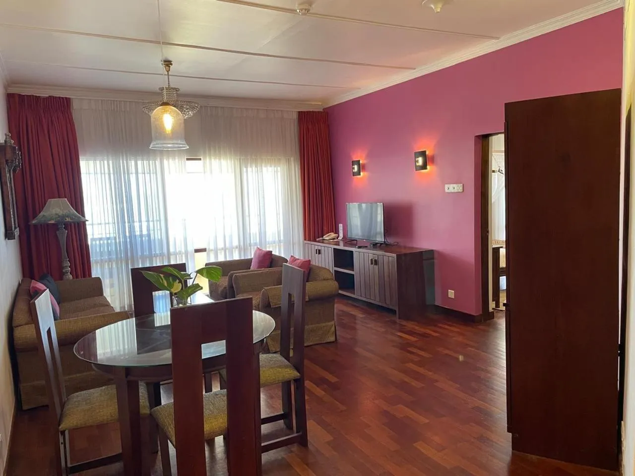 Living room in Tangerine Beach Hotel