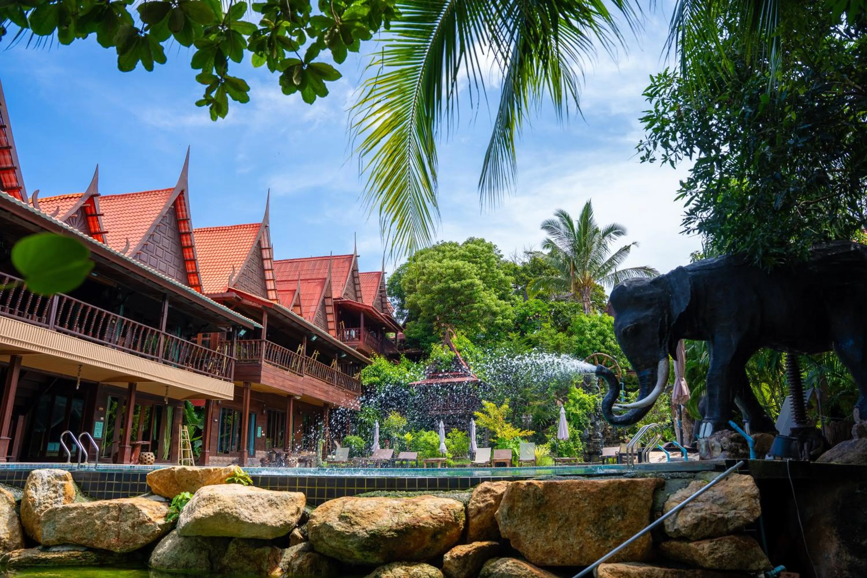 Swimming pool in Anda Lipe Resort