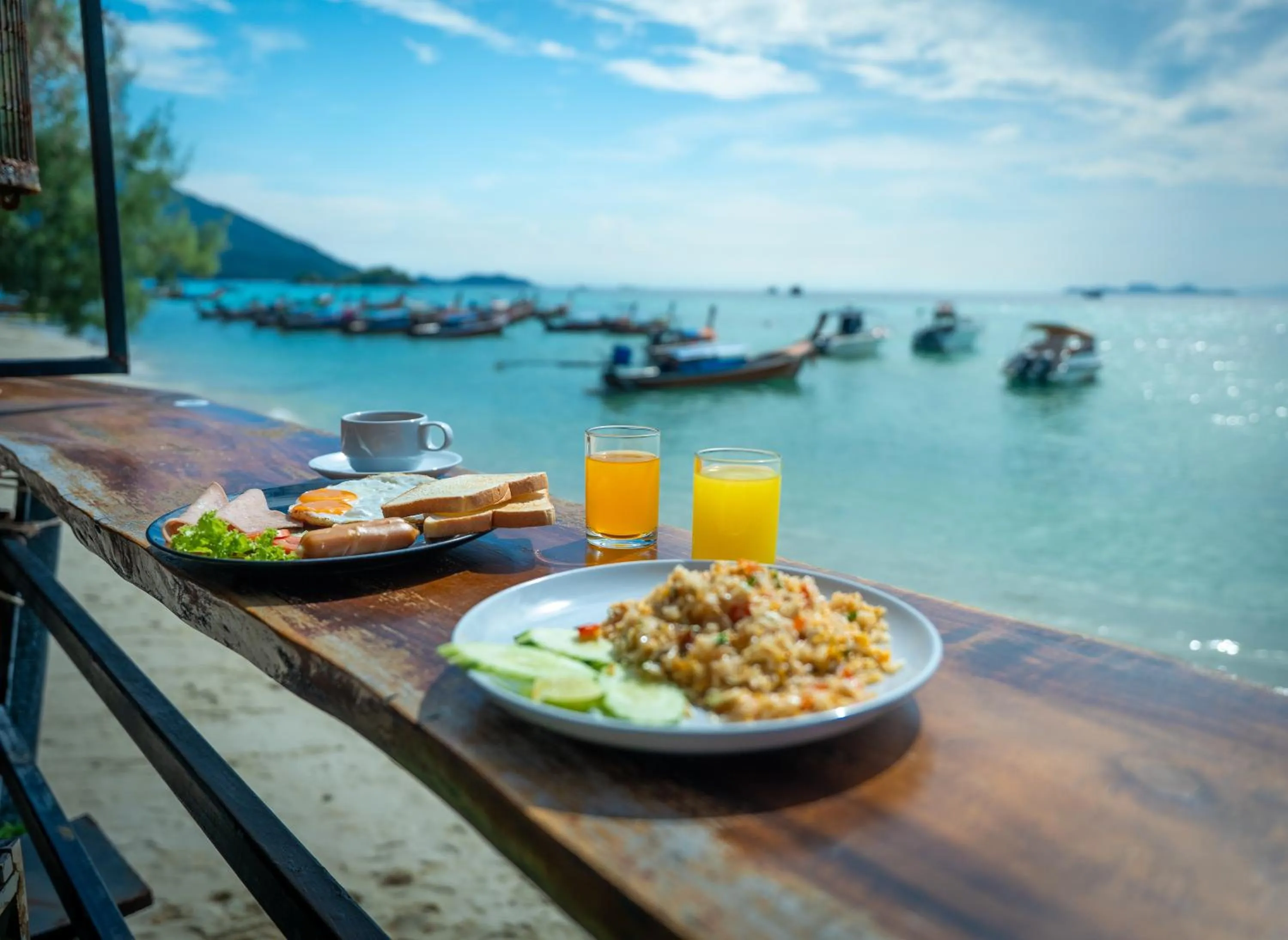 Breakfast in Anda Lipe Resort