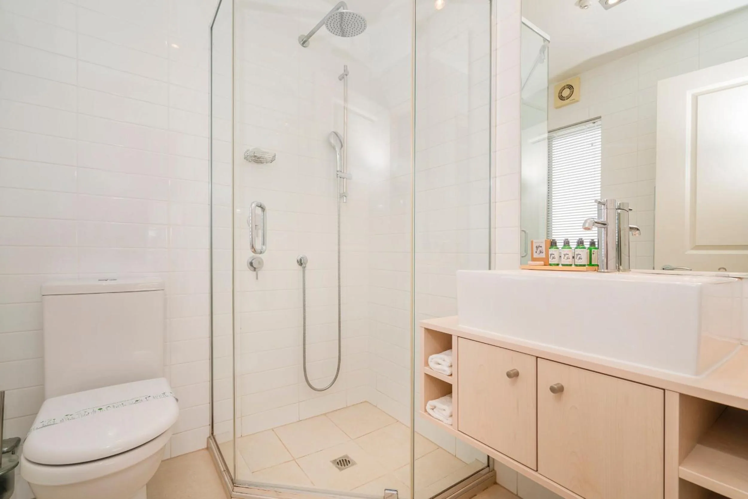 Bathroom in Crow's Nest Apartments