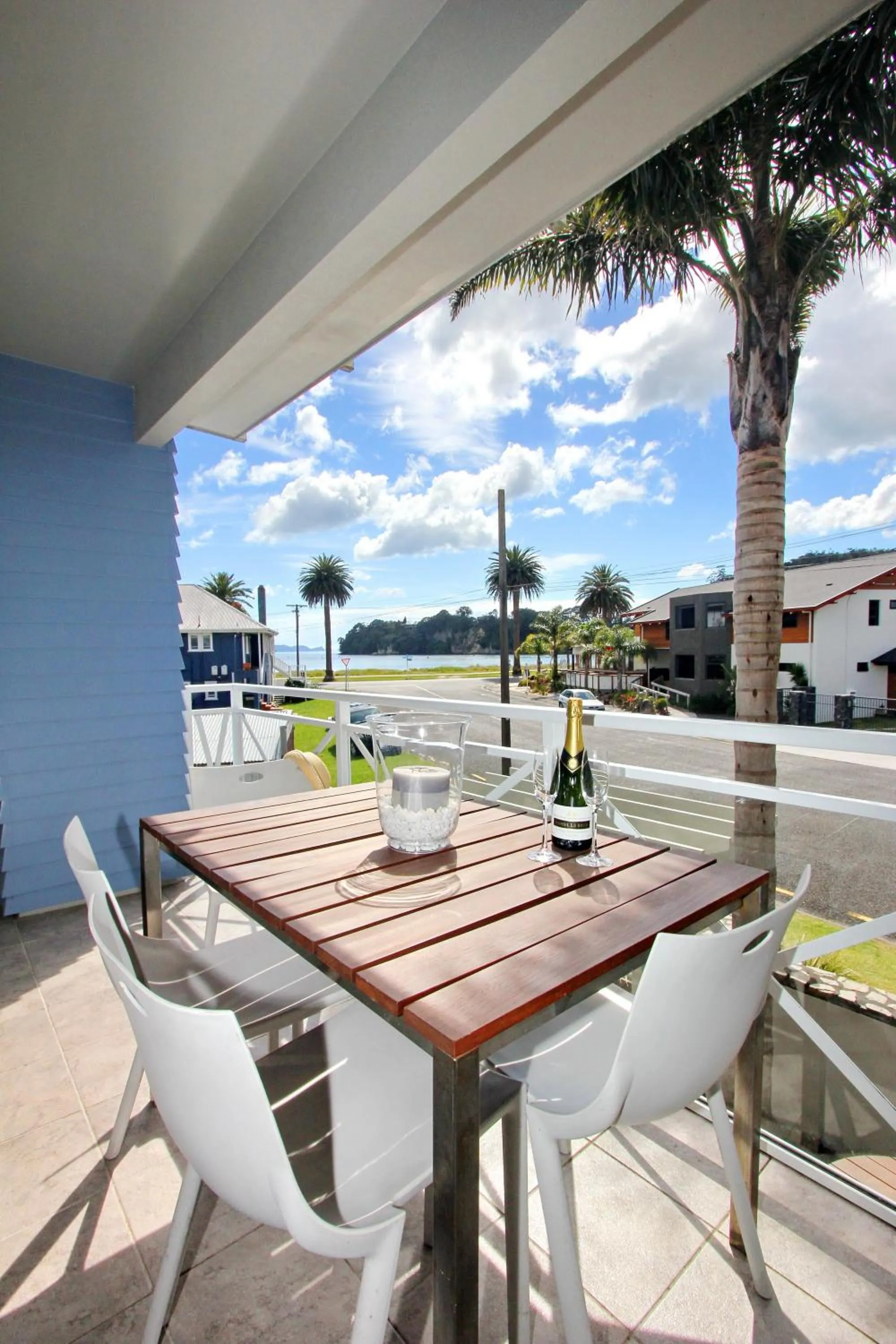 Two-Bedroom Family Water View in Crow's Nest Apartments