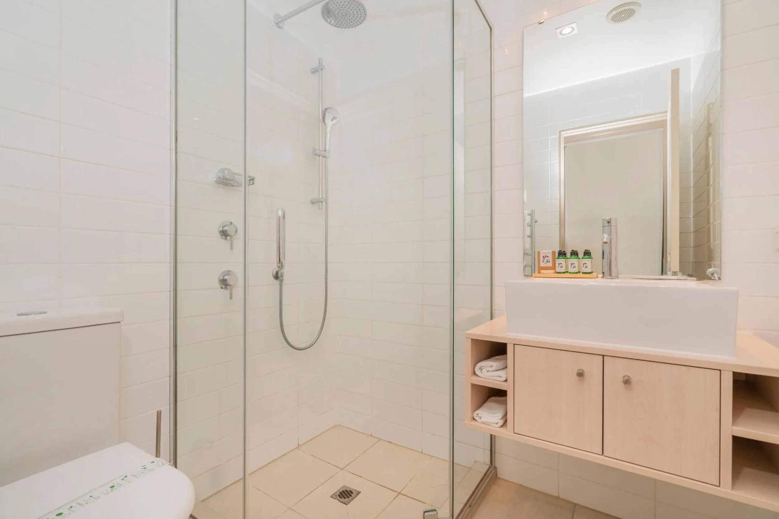 Bathroom in Crow's Nest Apartments