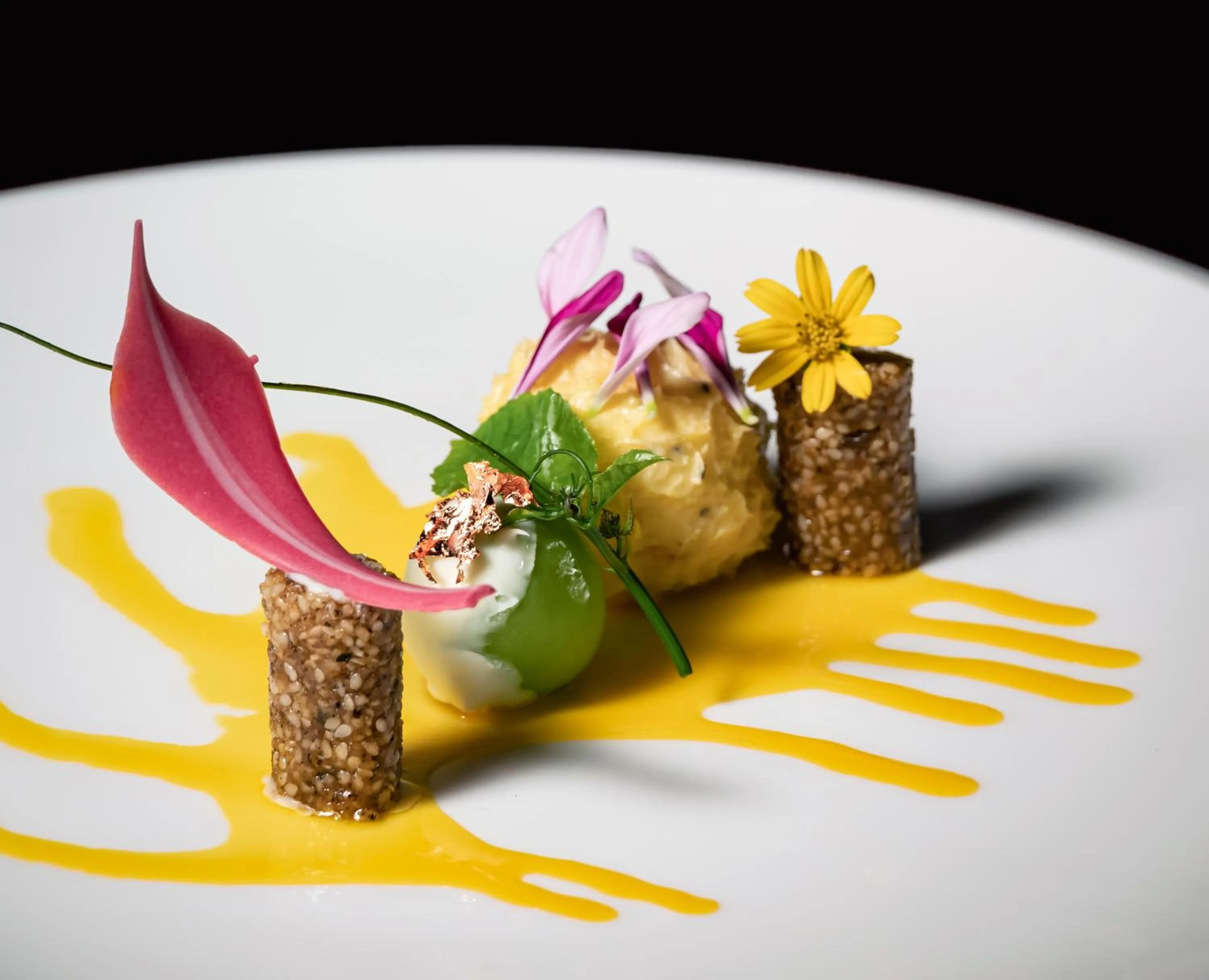 Food in Royal Palms Beach Hotel