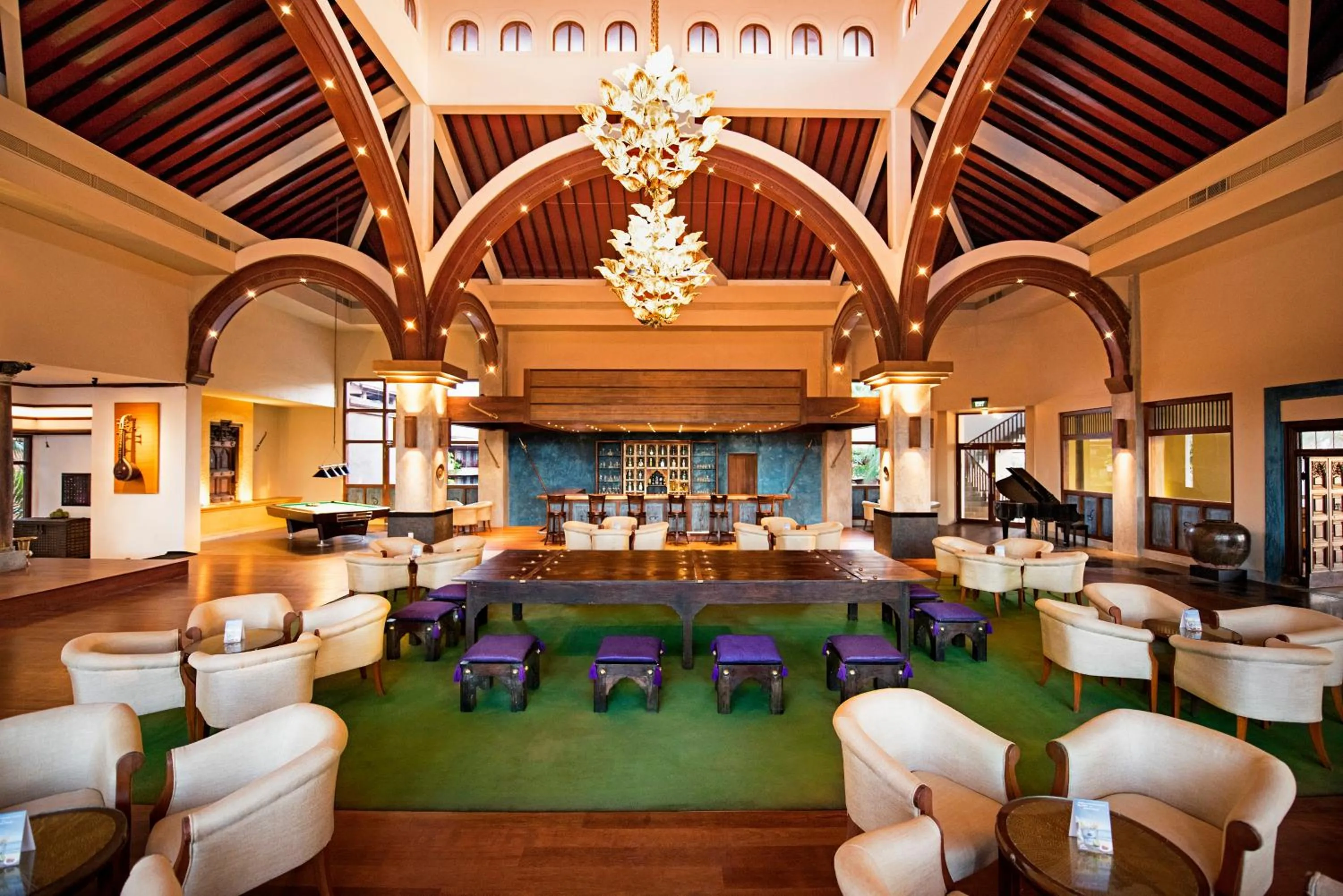 Lounge or bar in Royal Palms Beach Hotel