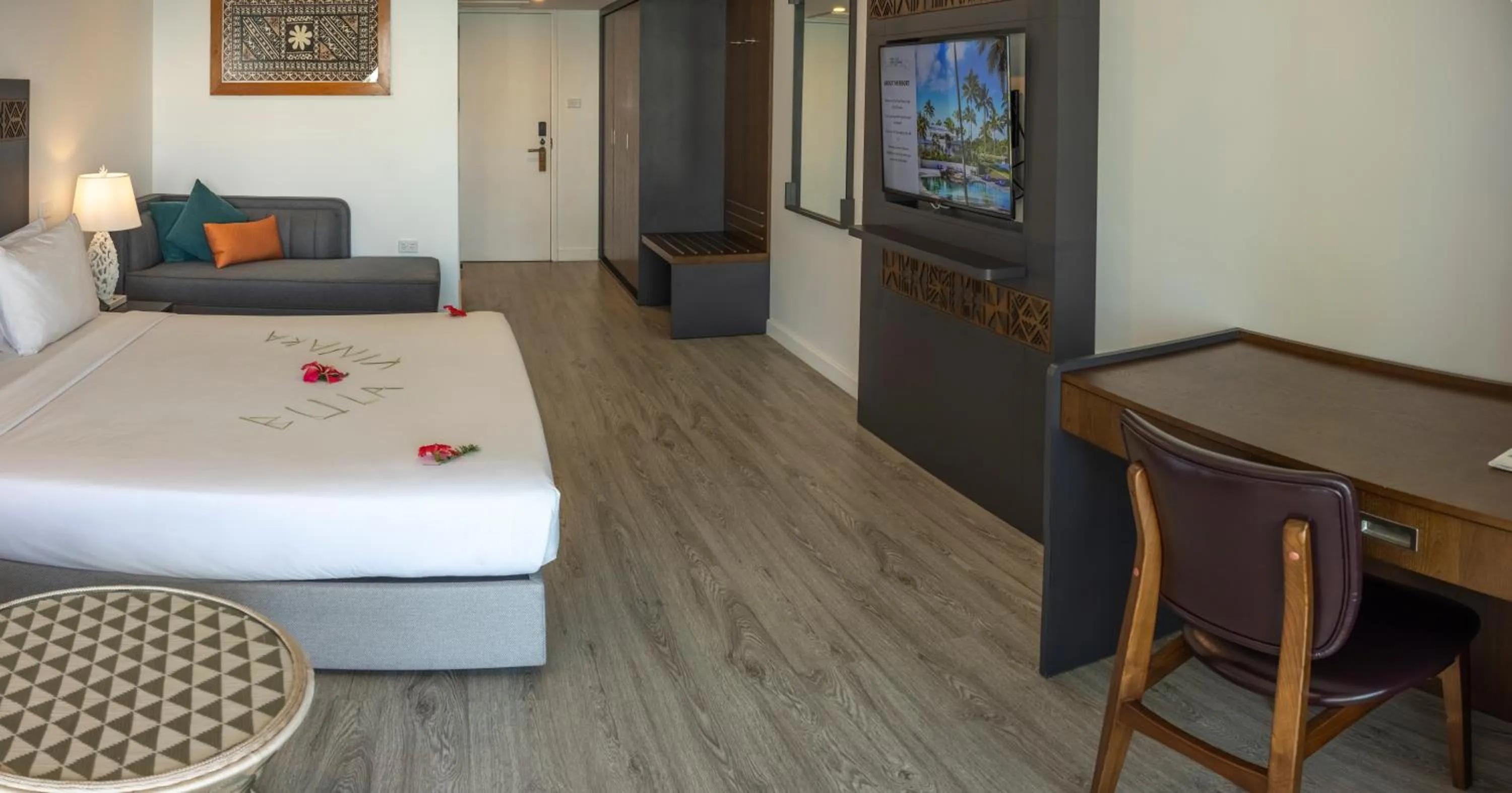 Photo of the whole room, Bed in The Pearl South Pacific Resort, Spa & Golf Course