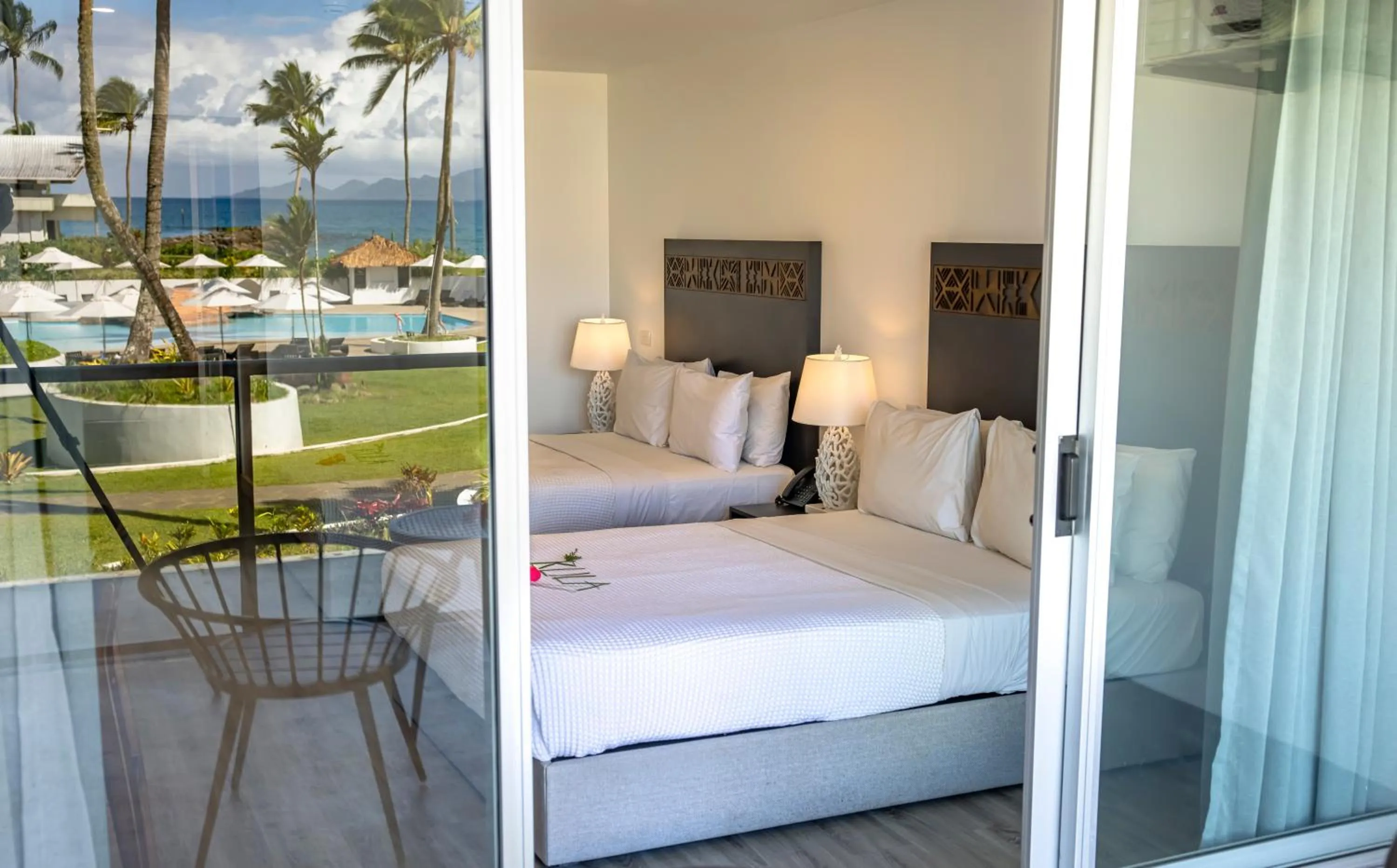 Balcony/Terrace, Bed in The Pearl South Pacific Resort, Spa & Golf Course