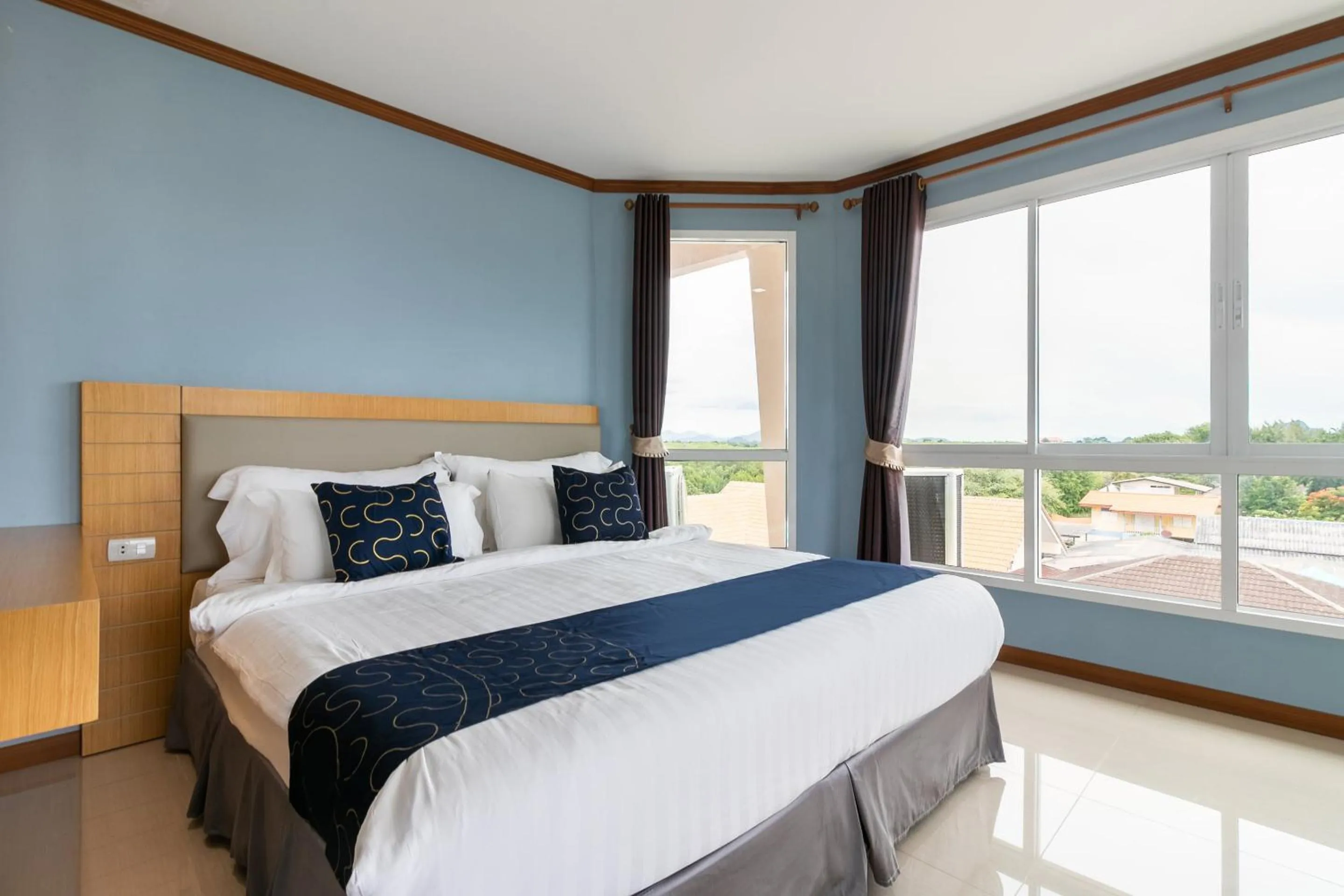 Bedroom, Bed in Golden Beach Boutique Resort