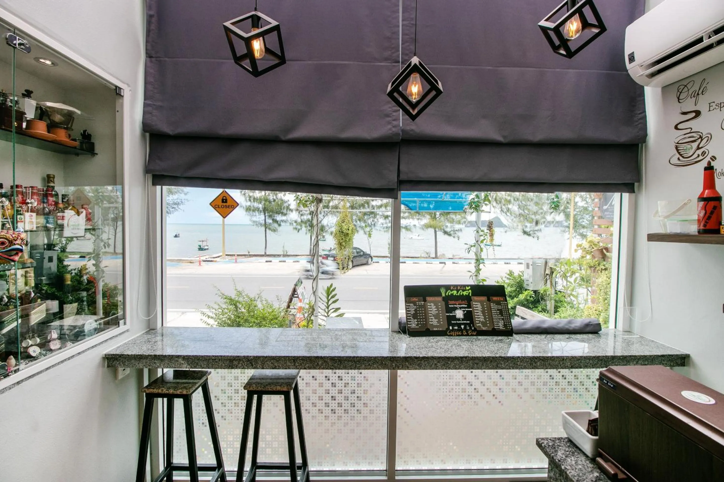 Dining area in Golden Beach Boutique Resort