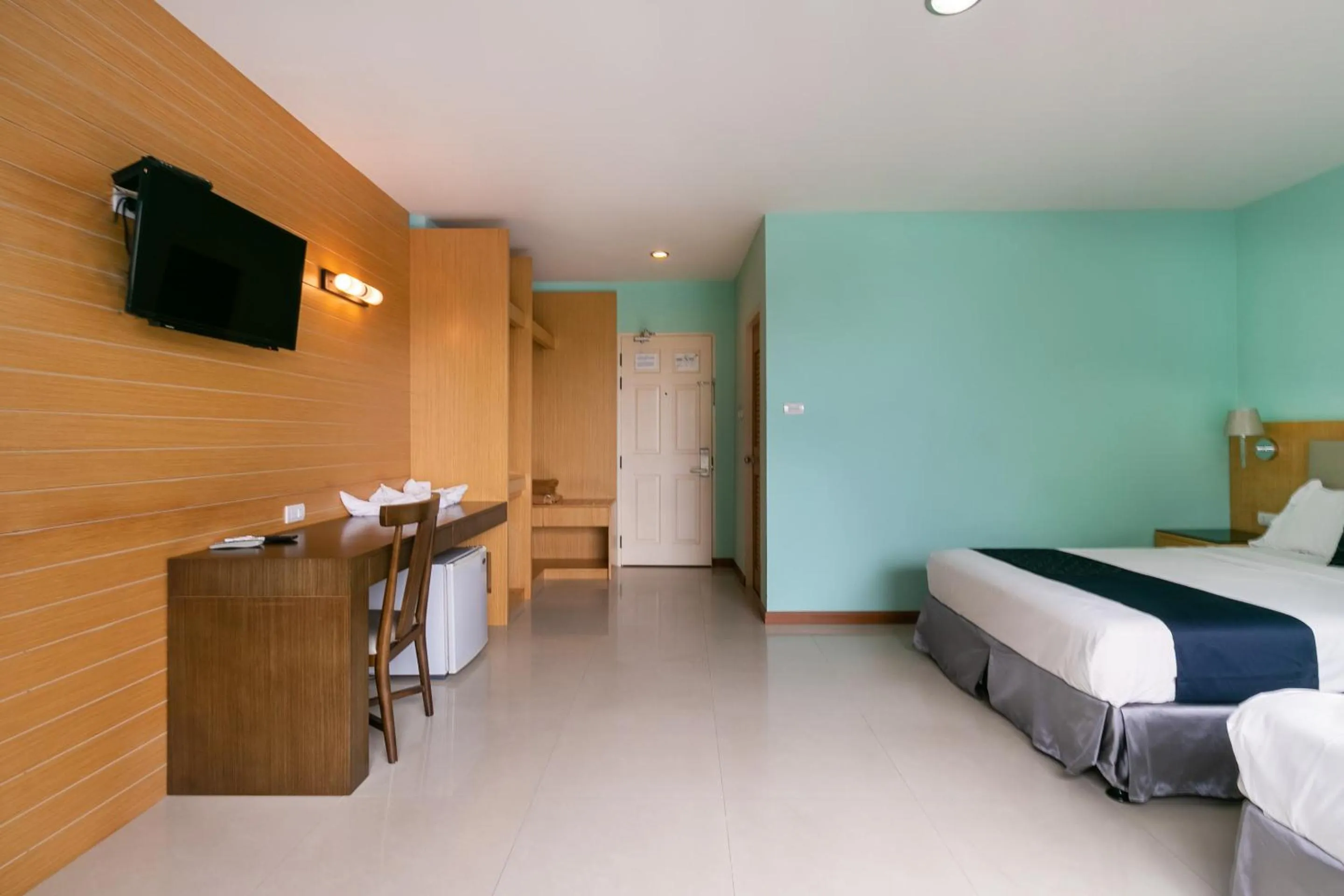 Bedroom, Bed in Golden Beach Boutique Resort