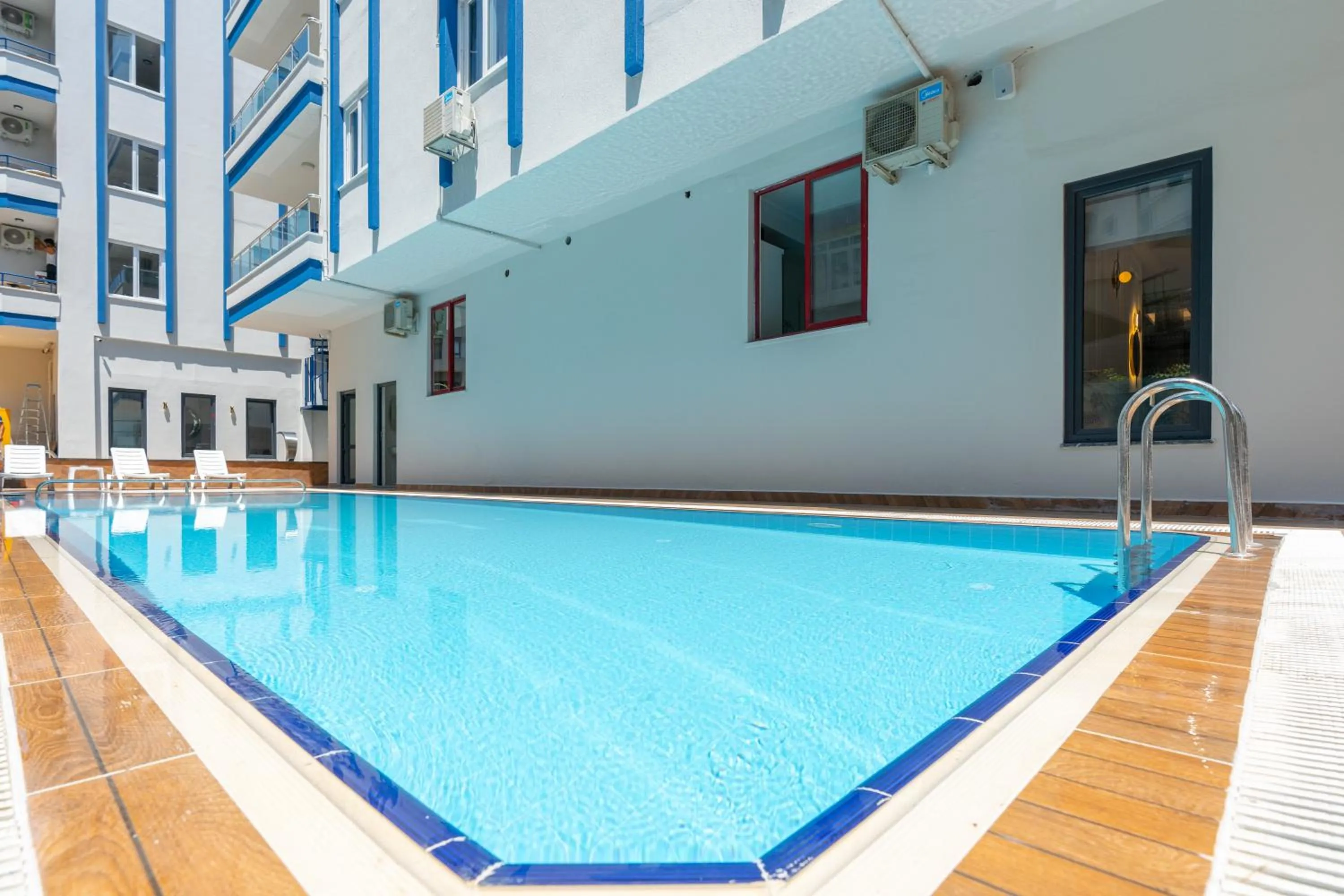 Swimming pool in Gurses Life Hotel