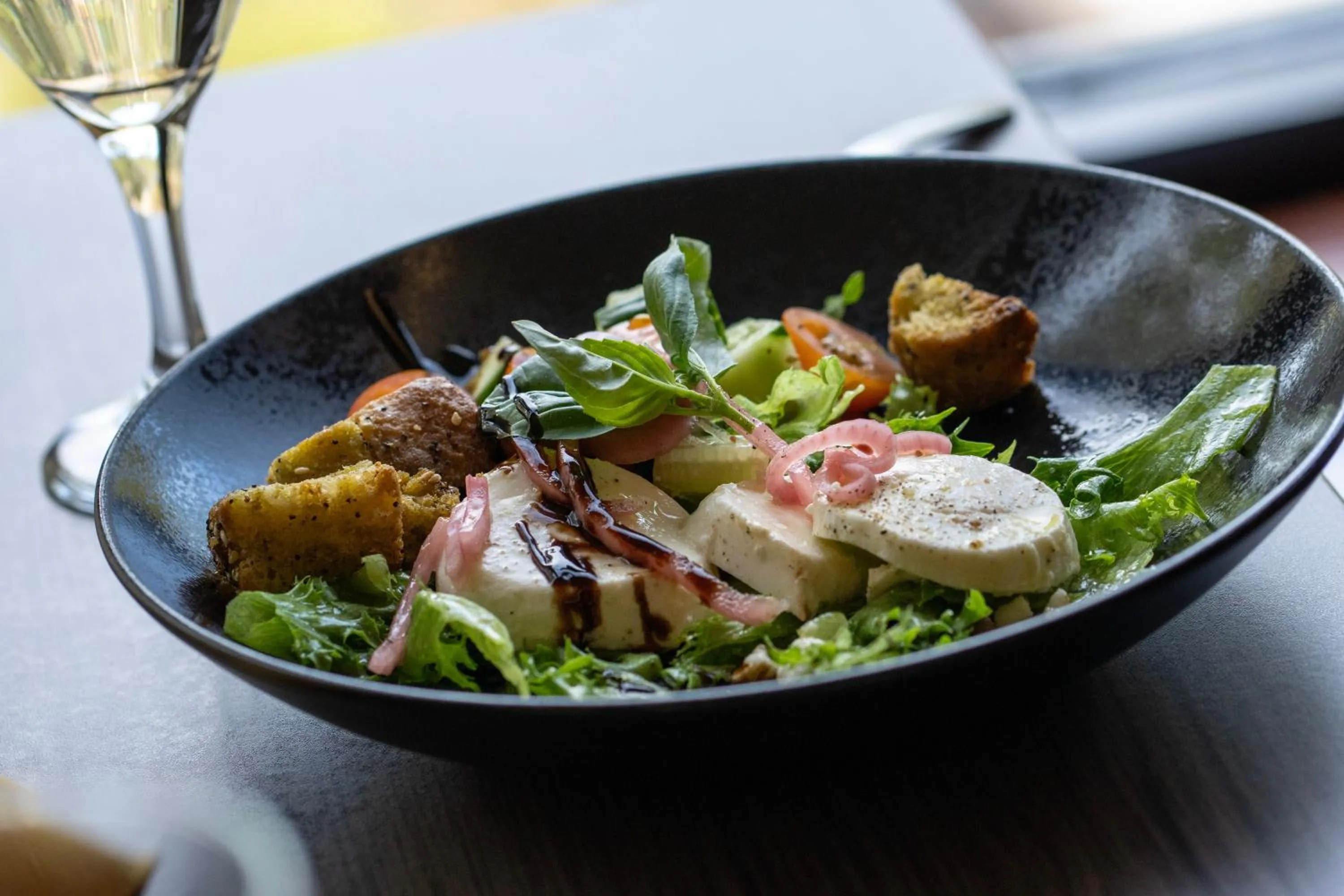 Restaurant/places to eat in Hotel Korpilampi